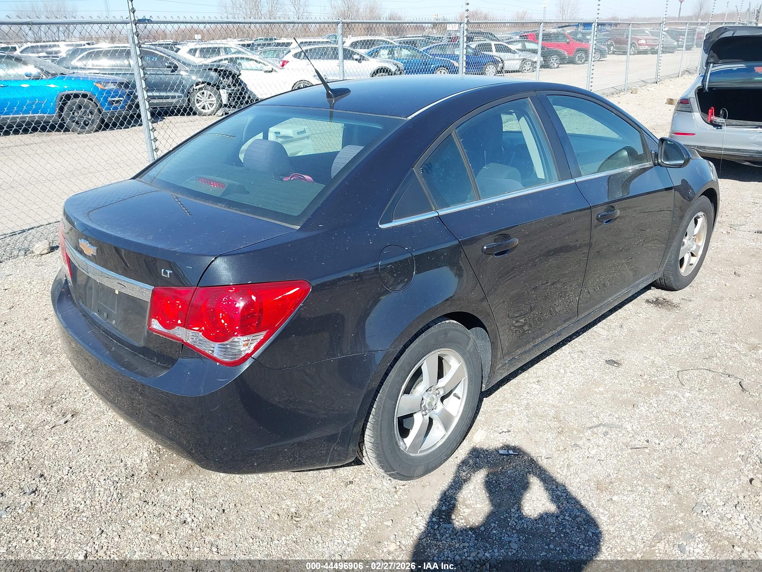 CHEVROLET CRUZE image 4