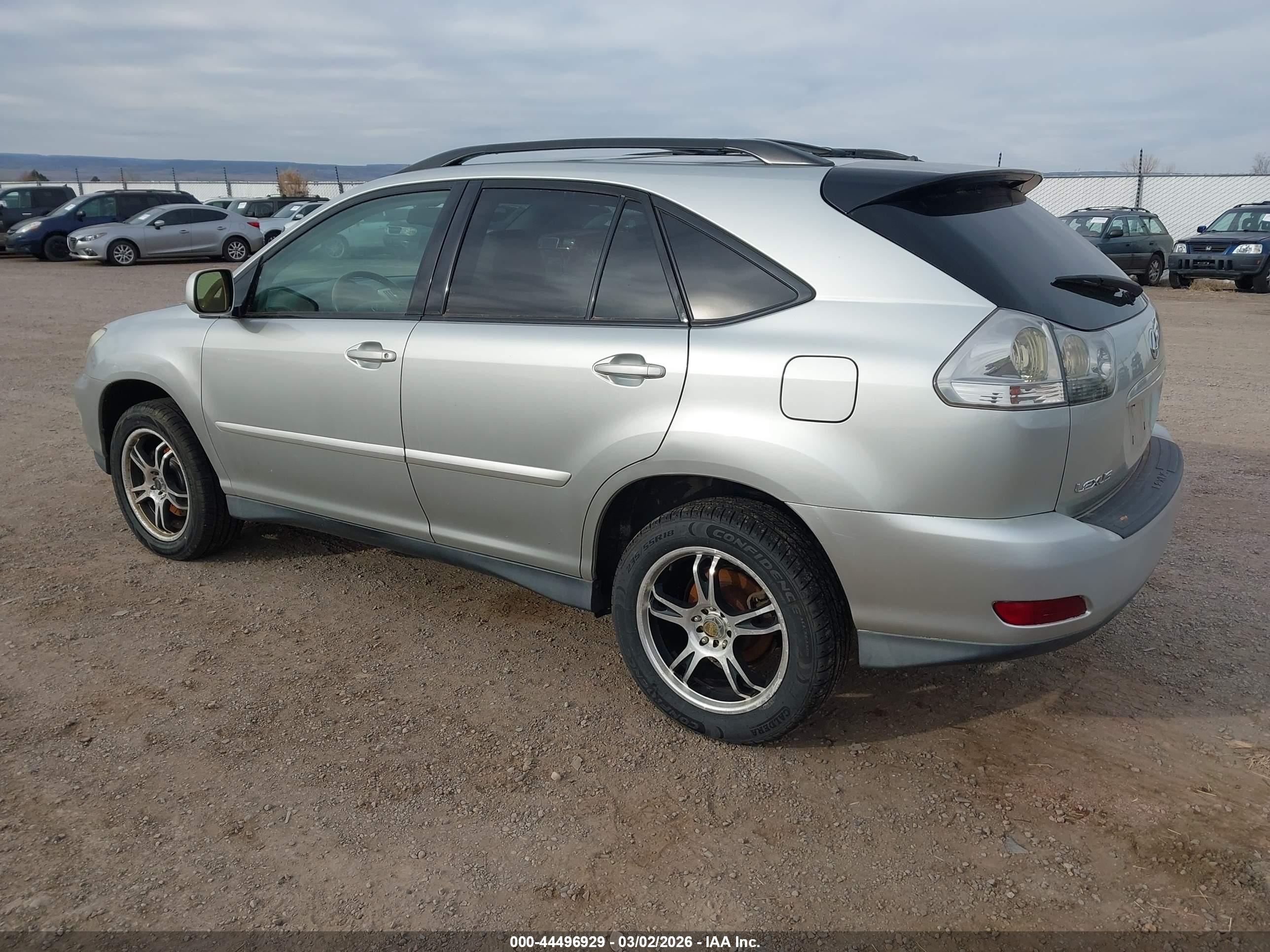 LEXUS RX image 3