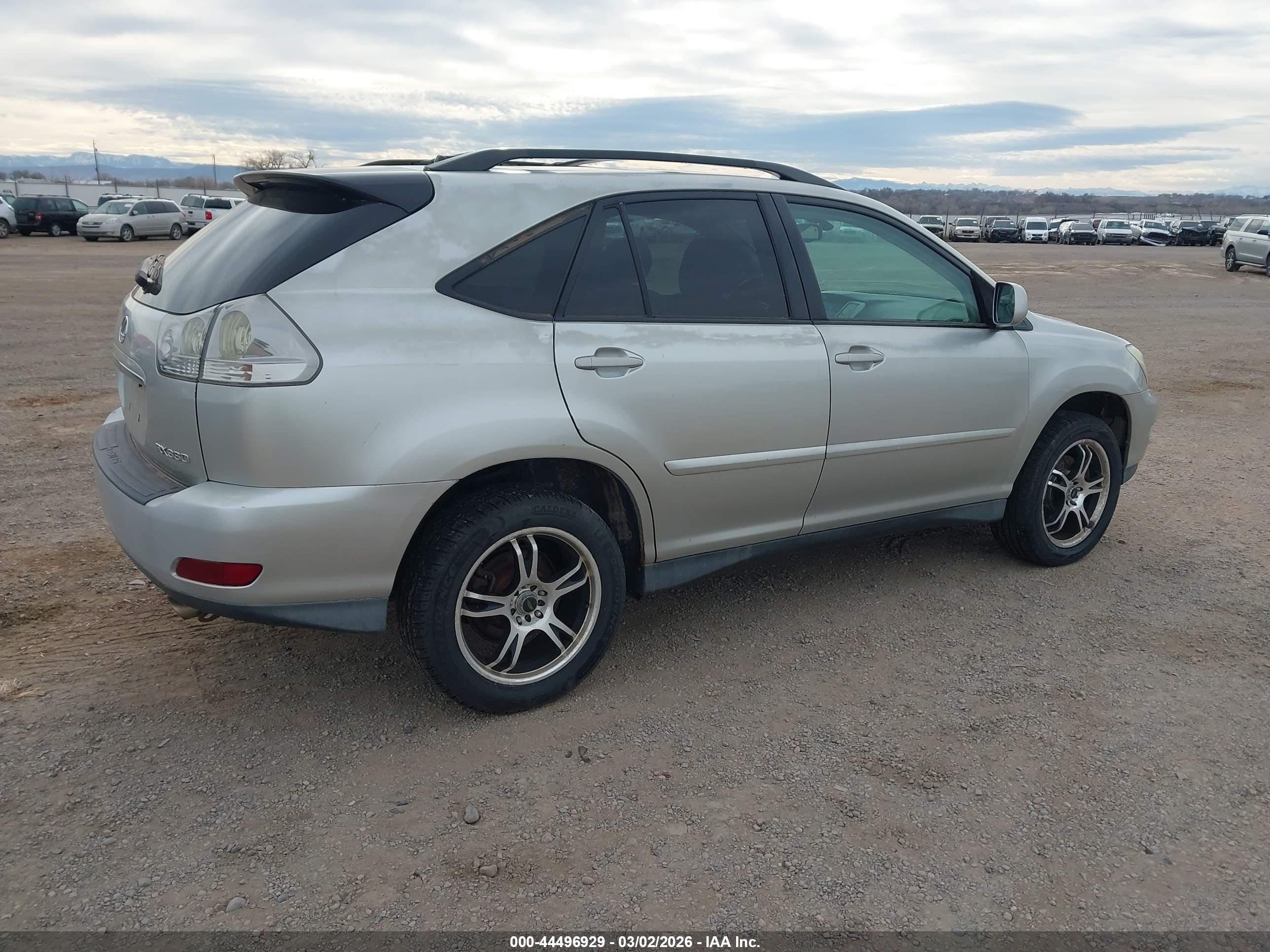 LEXUS RX image 4