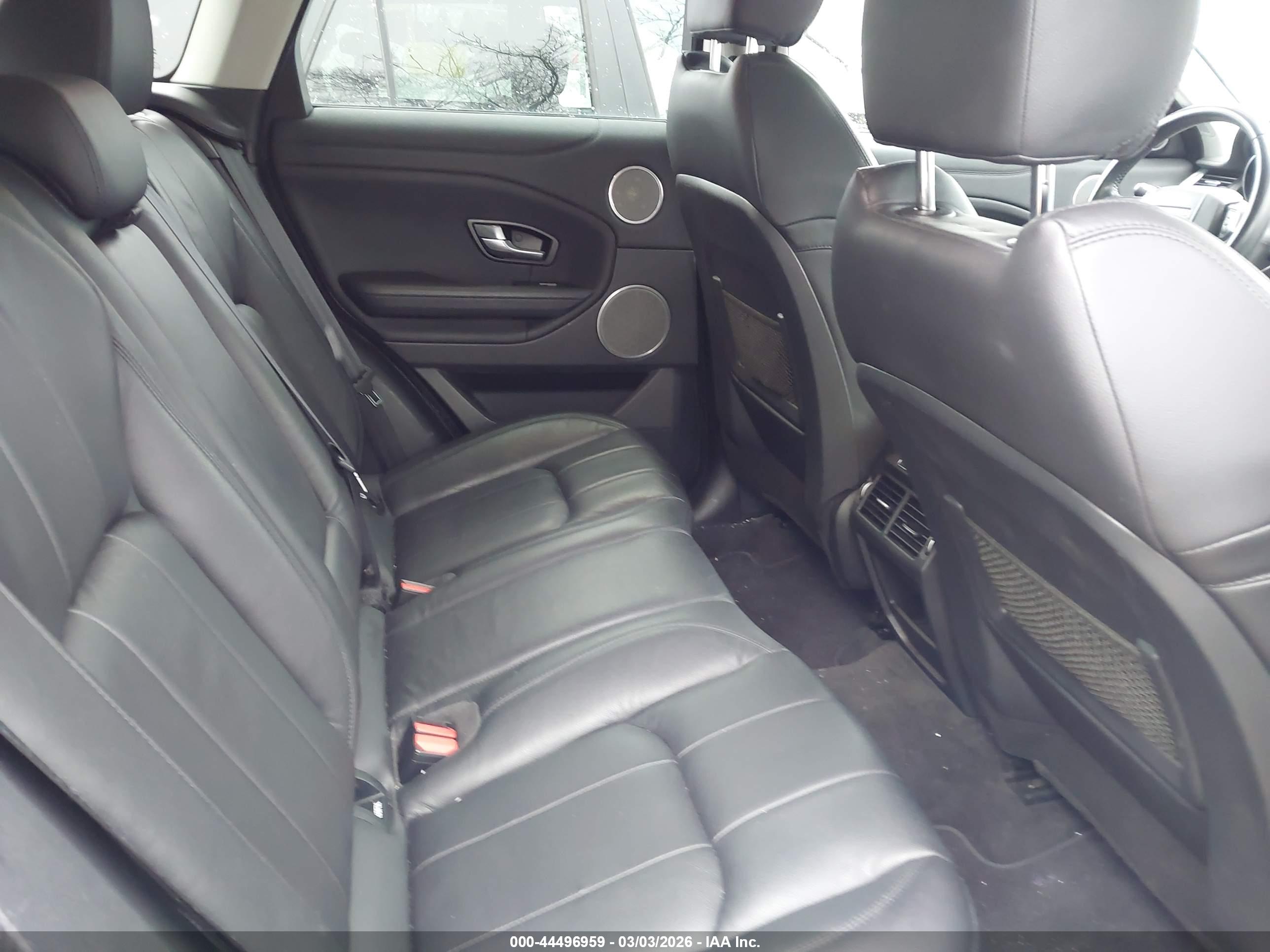 LAND ROVER image 8