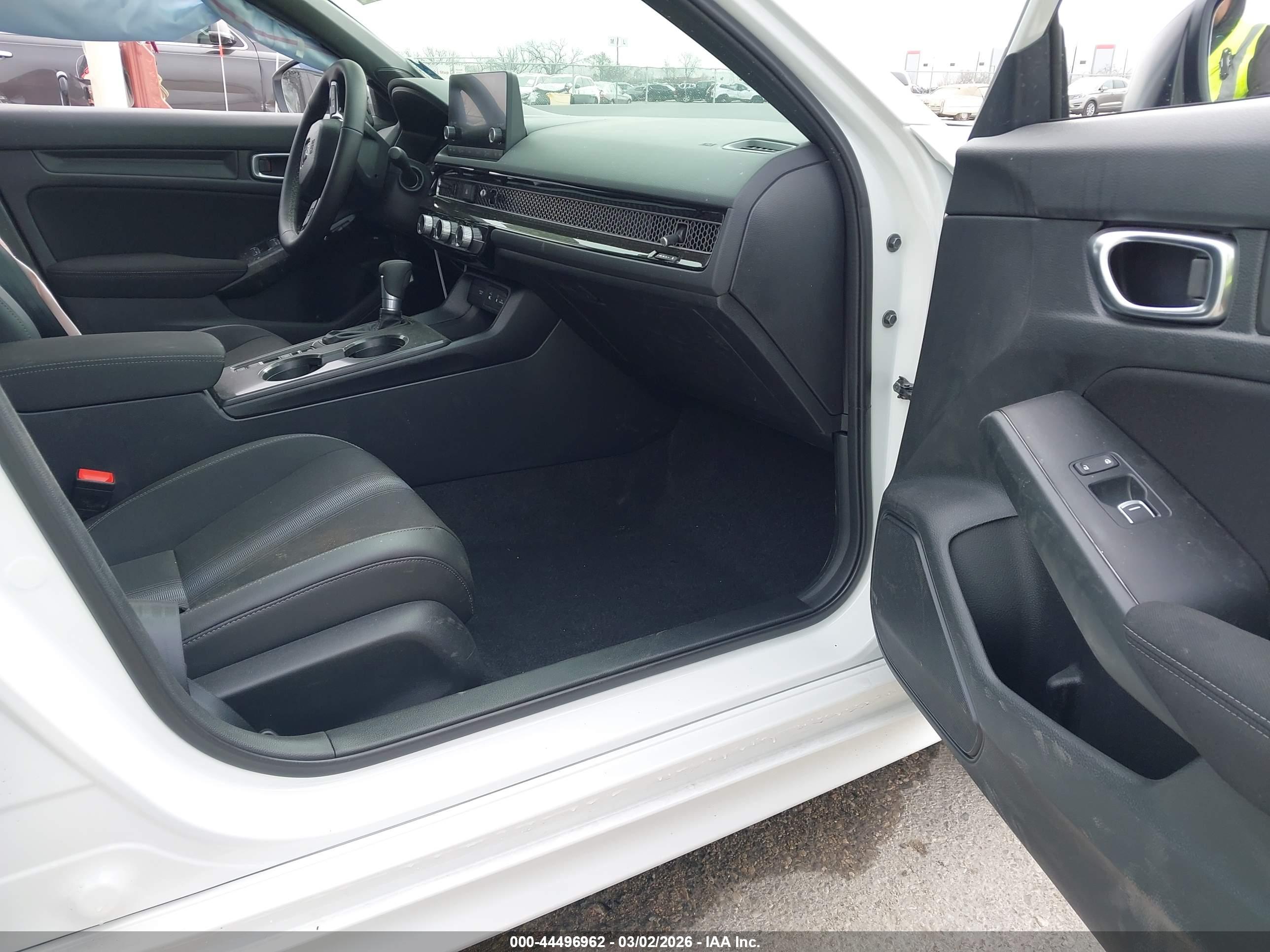 HONDA CIVIC image 5