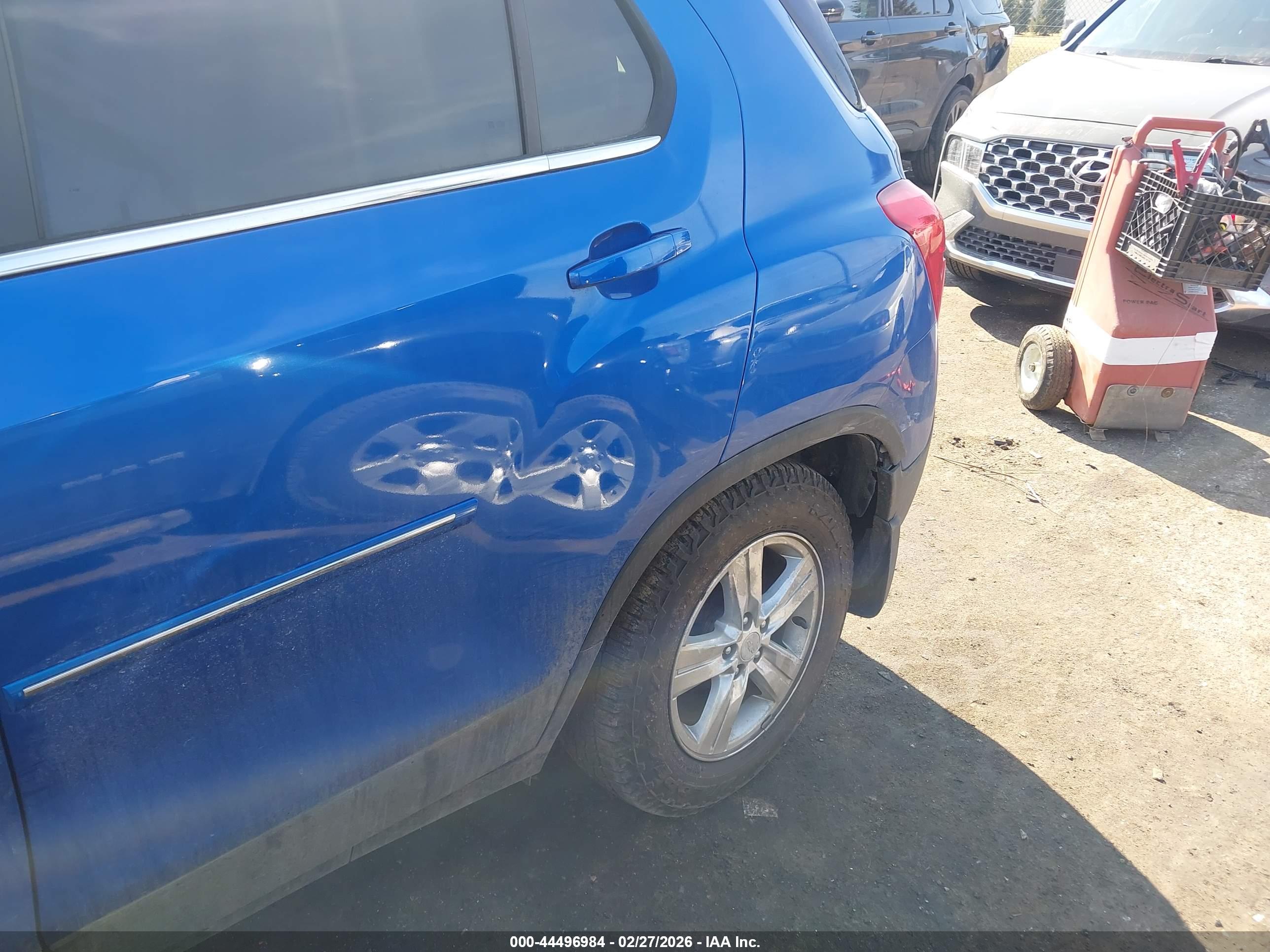 CHEVROLET TRAX image 6