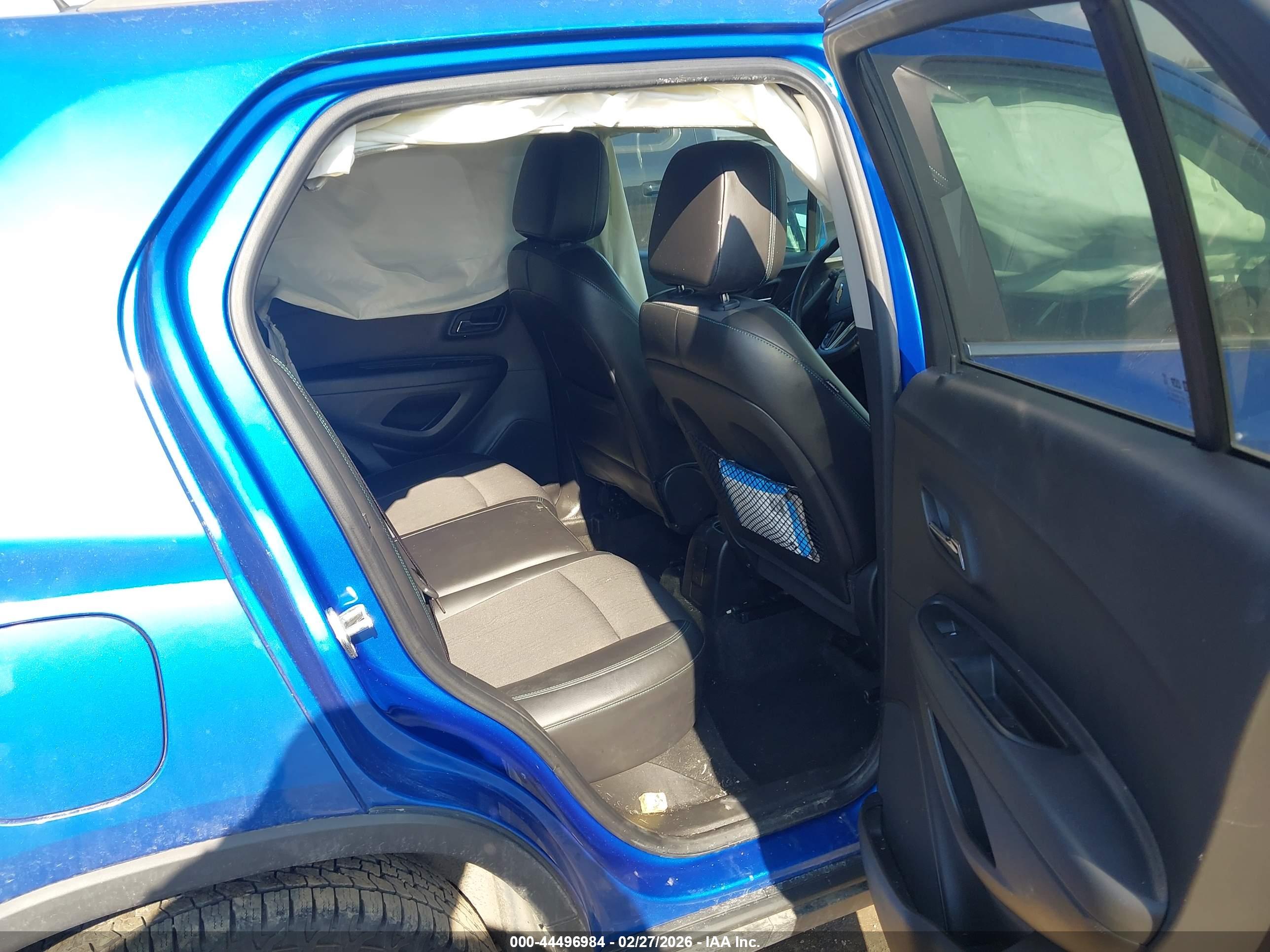 CHEVROLET TRAX image 8