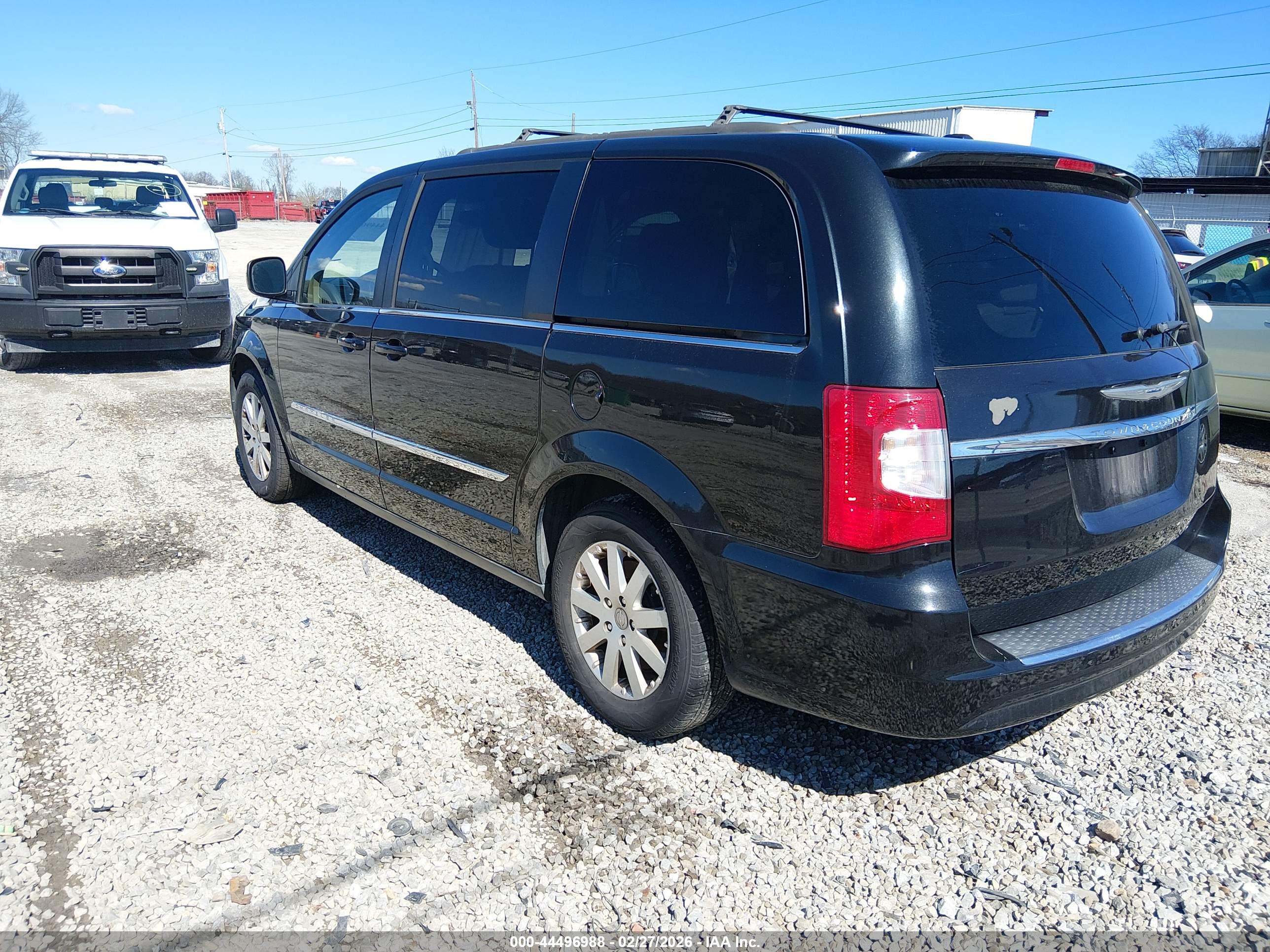 CHRYSLER TOWN image 3