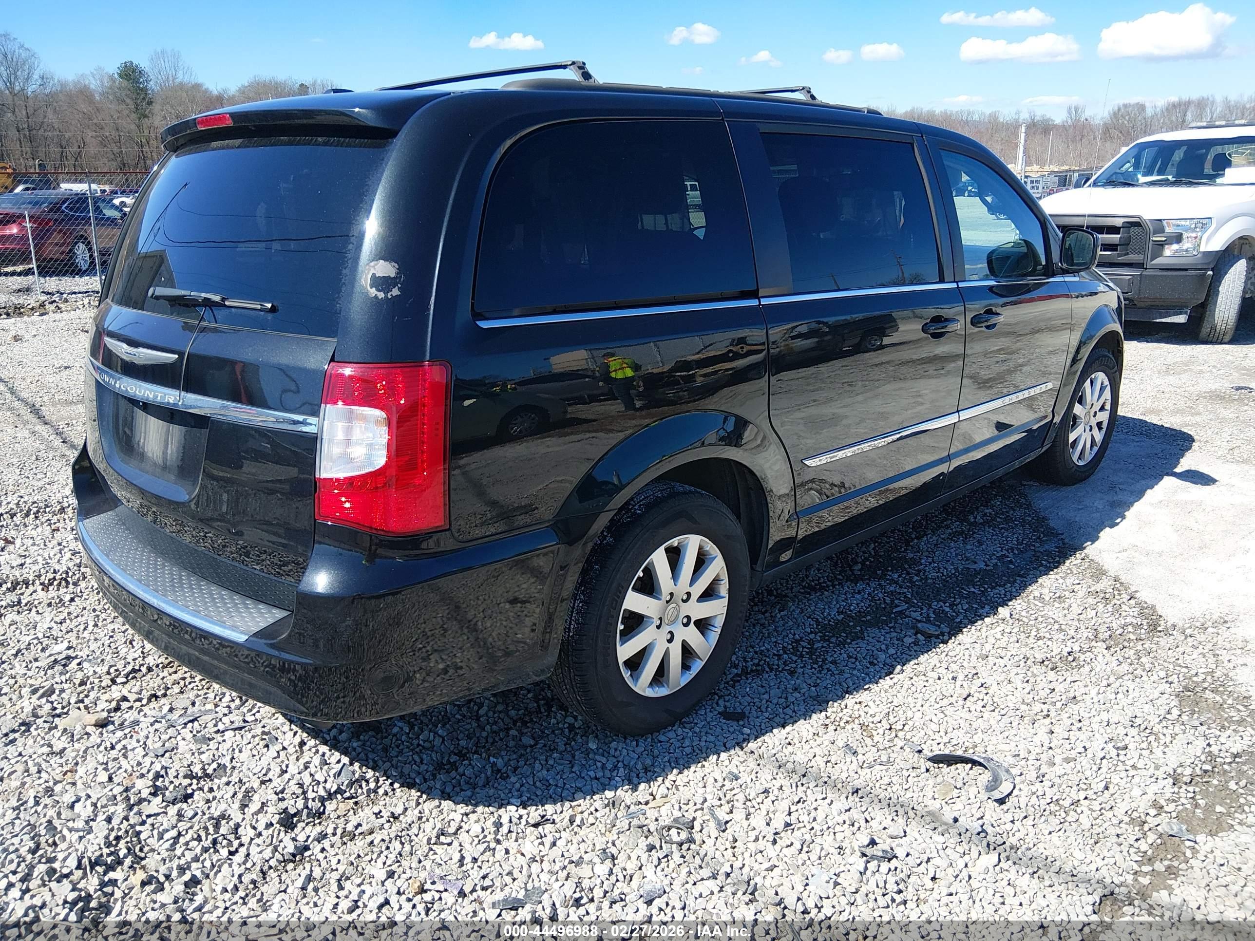 CHRYSLER TOWN image 4