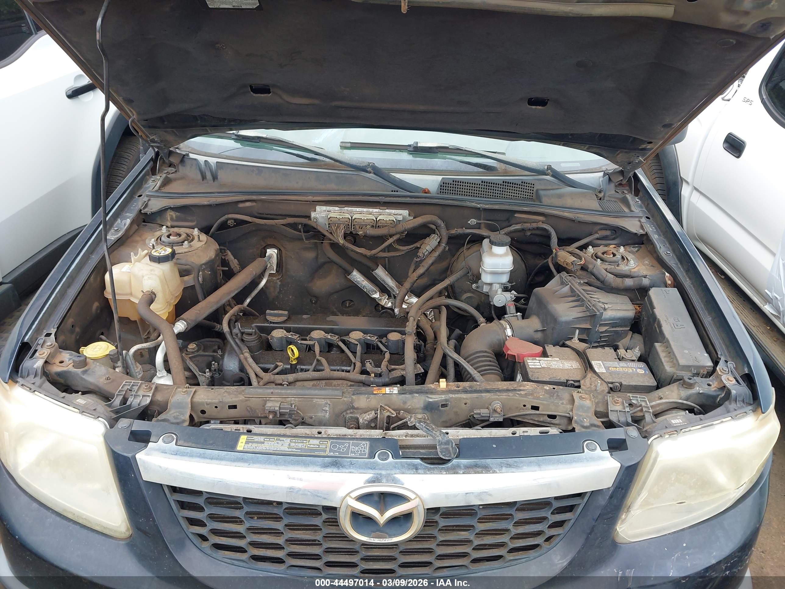 MAZDA TRIBUTE image 10