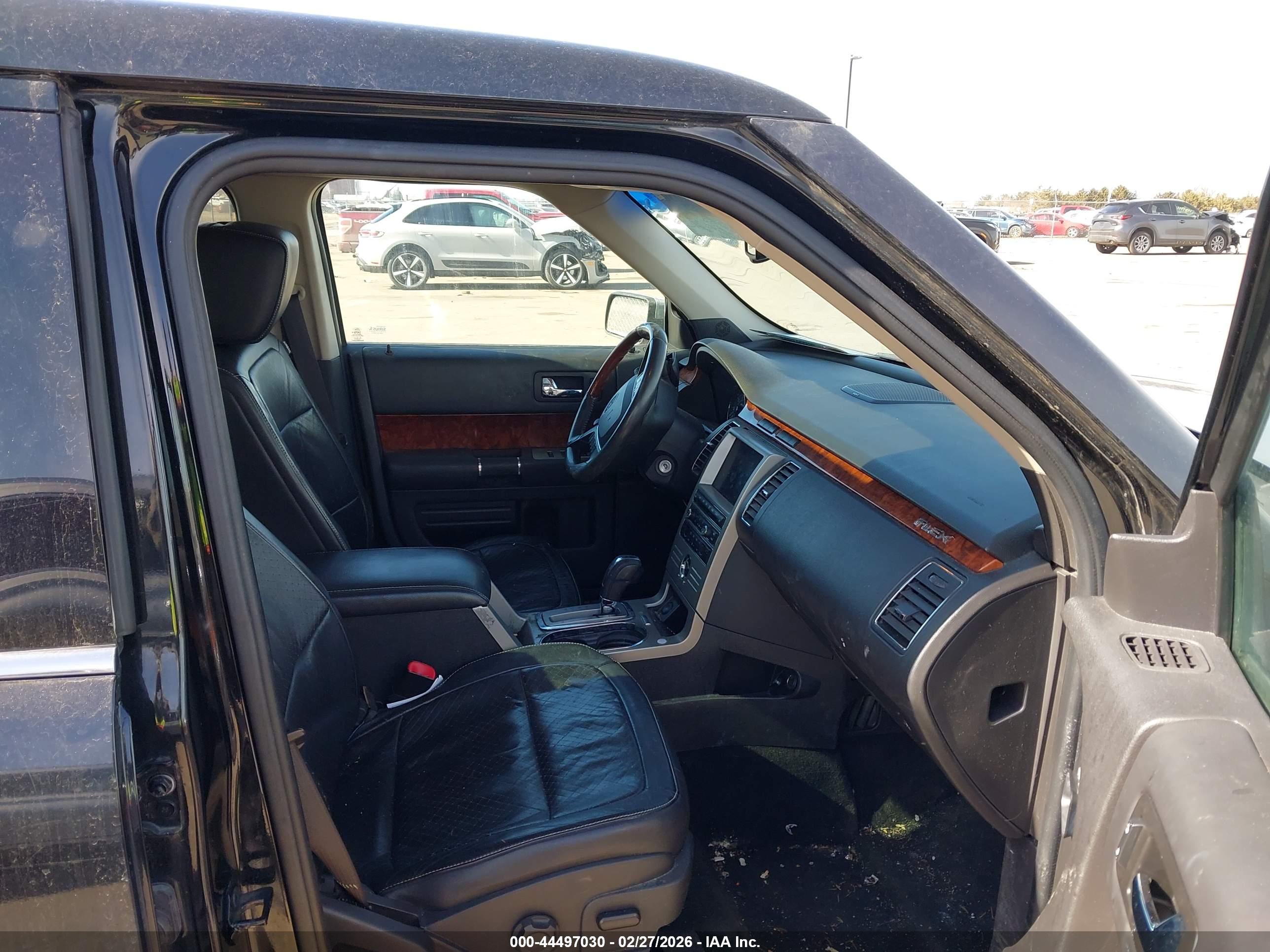 FORD FLEX image 5