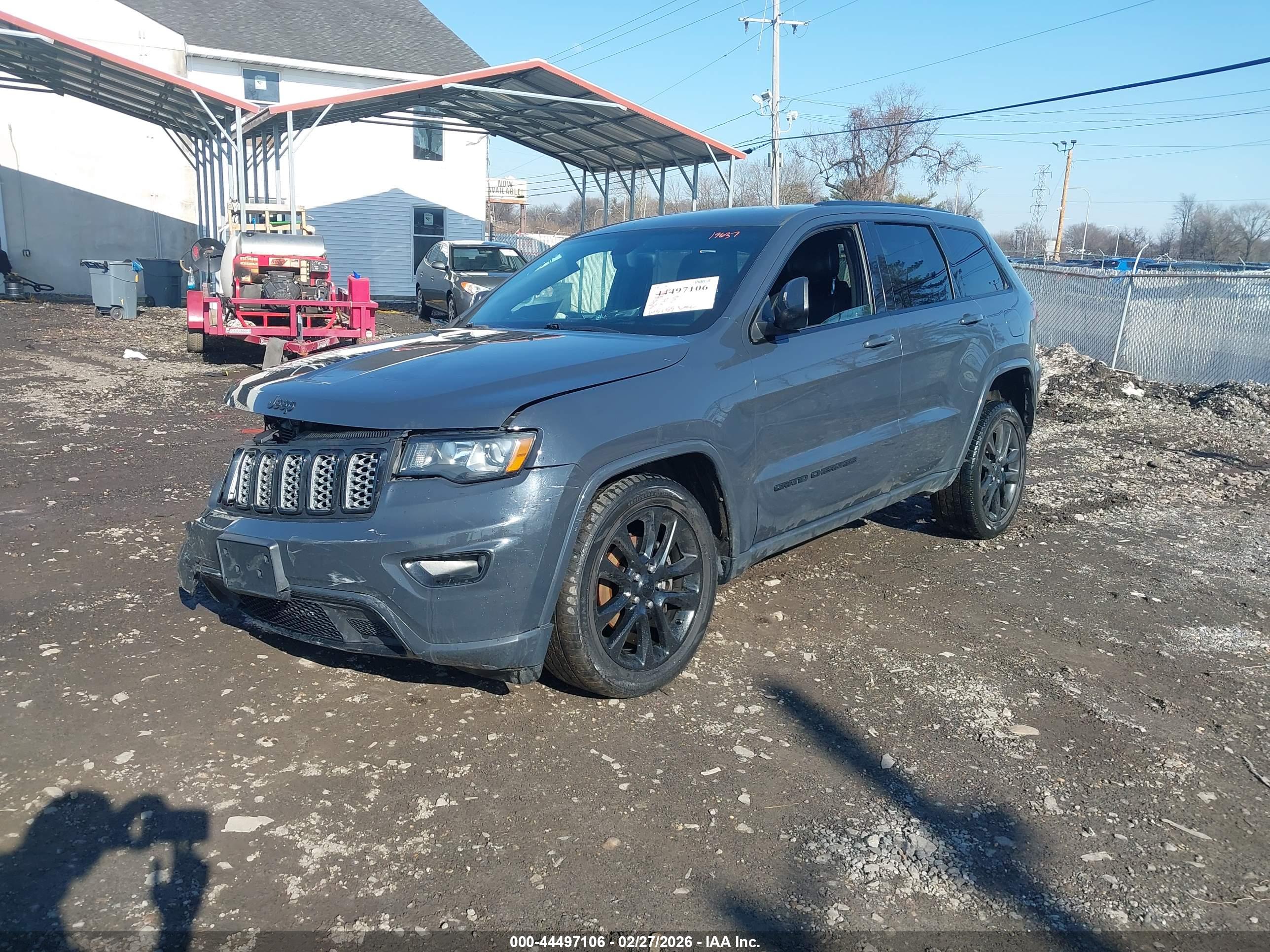 JEEP GRAND image 2