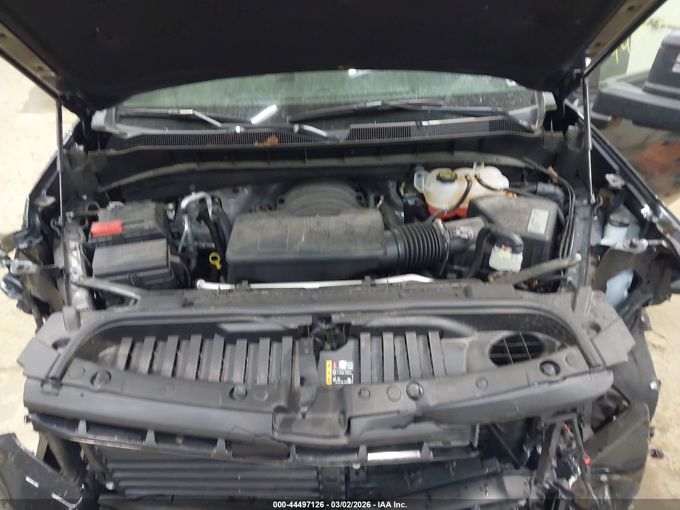 CHEVROLET SILVERADO image 10
