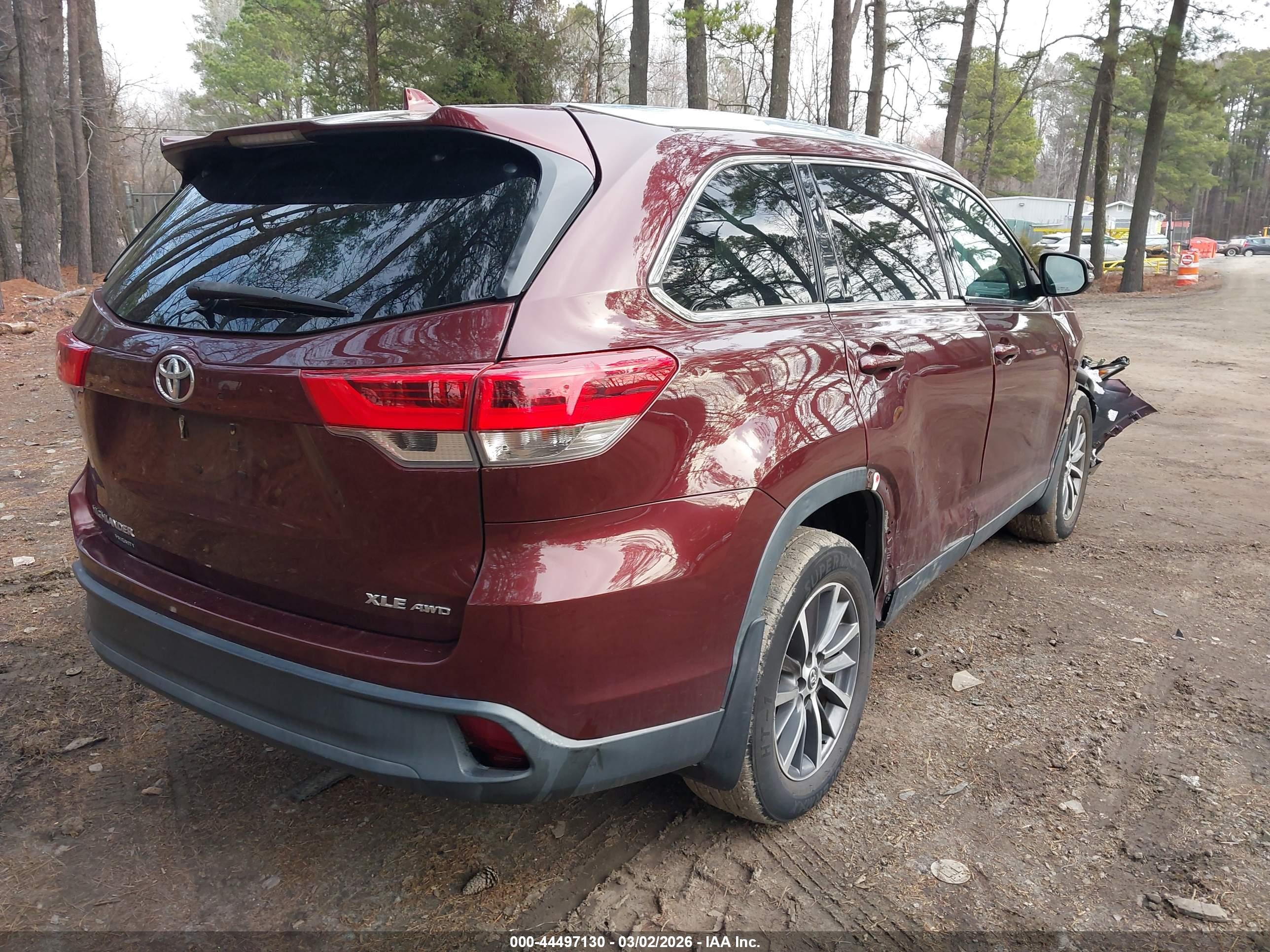 TOYOTA HIGHLANDER image 4