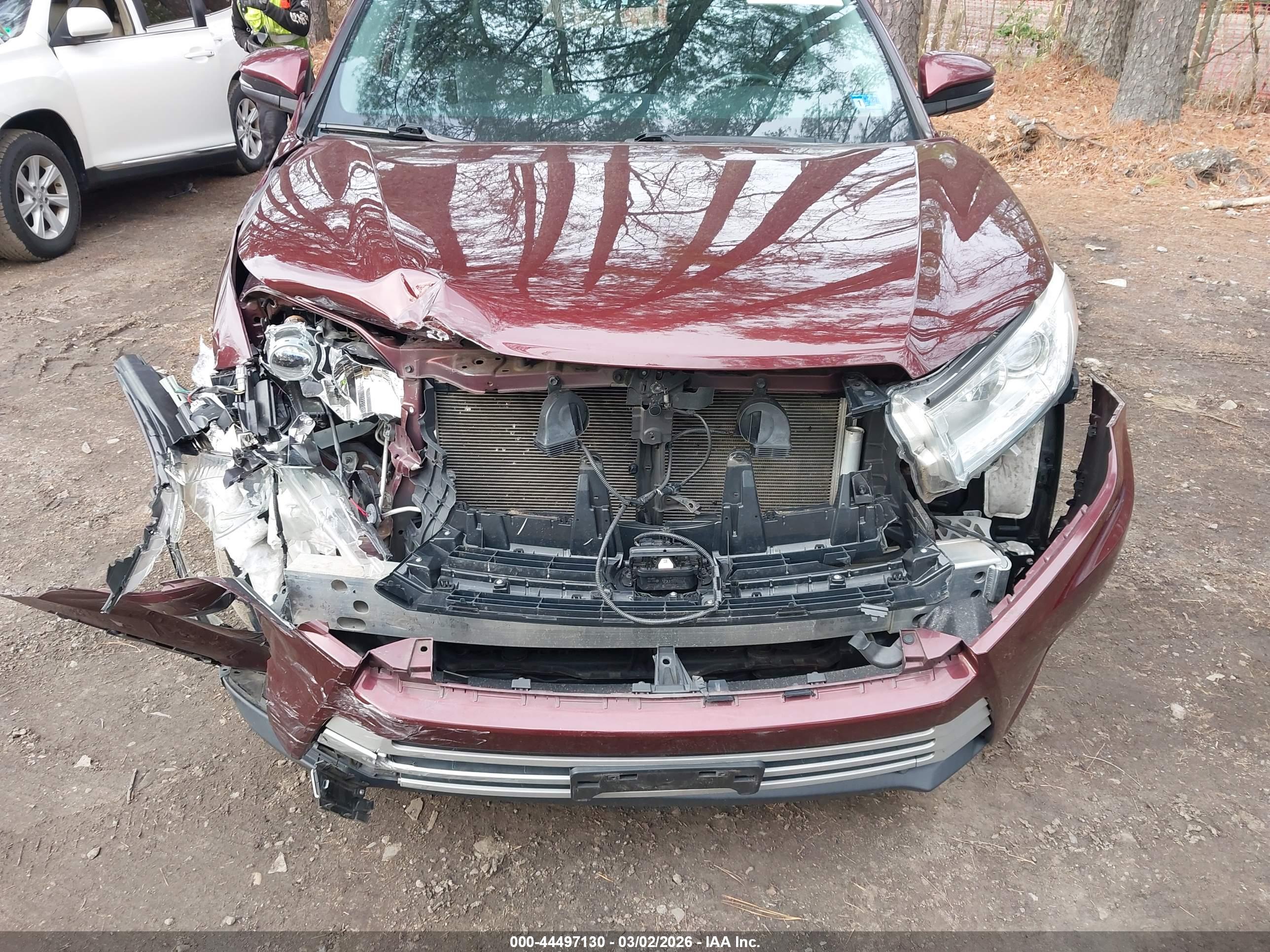 TOYOTA HIGHLANDER image 6