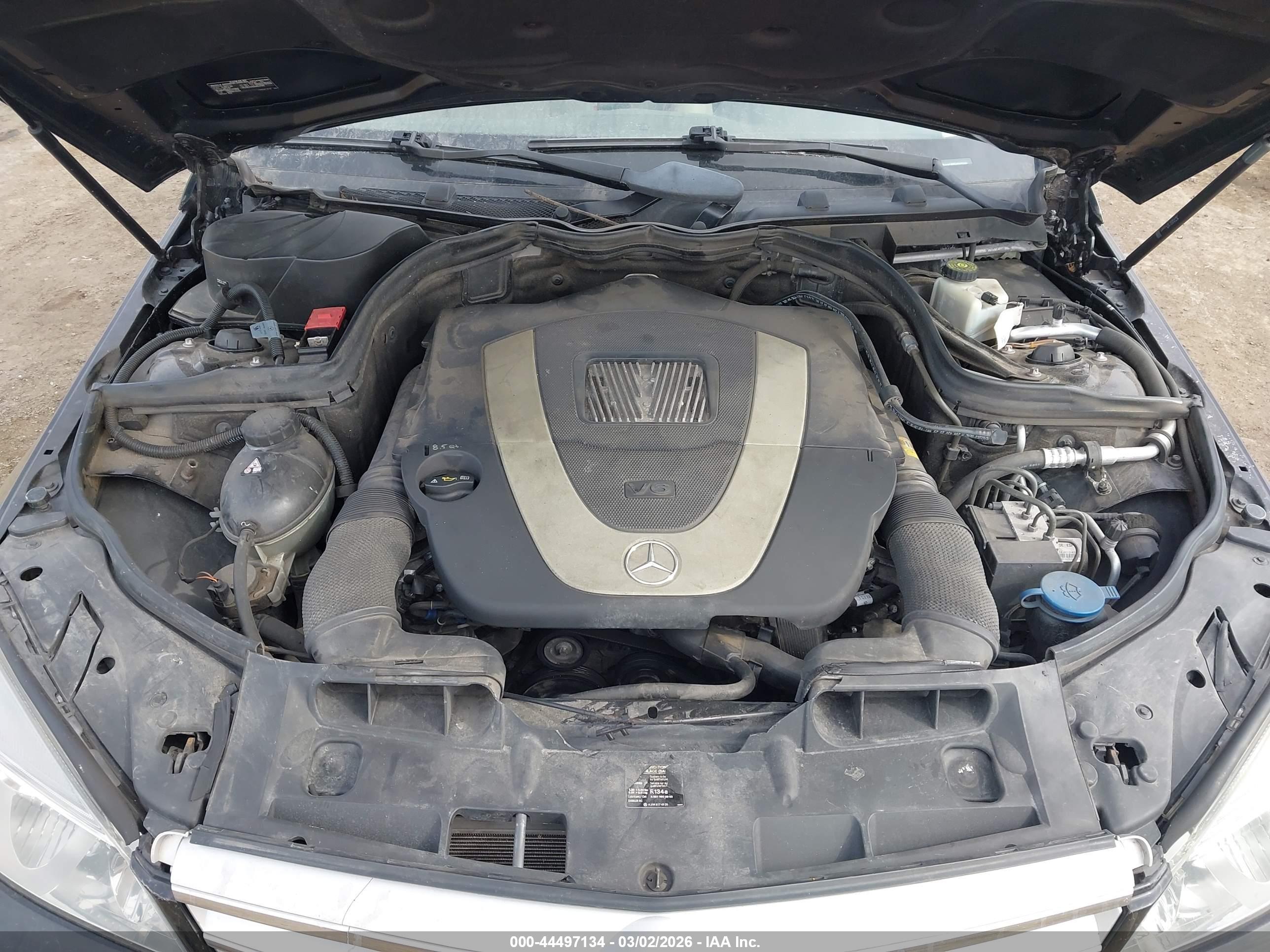 MERCEDES-BENZ C-CLASS image 10