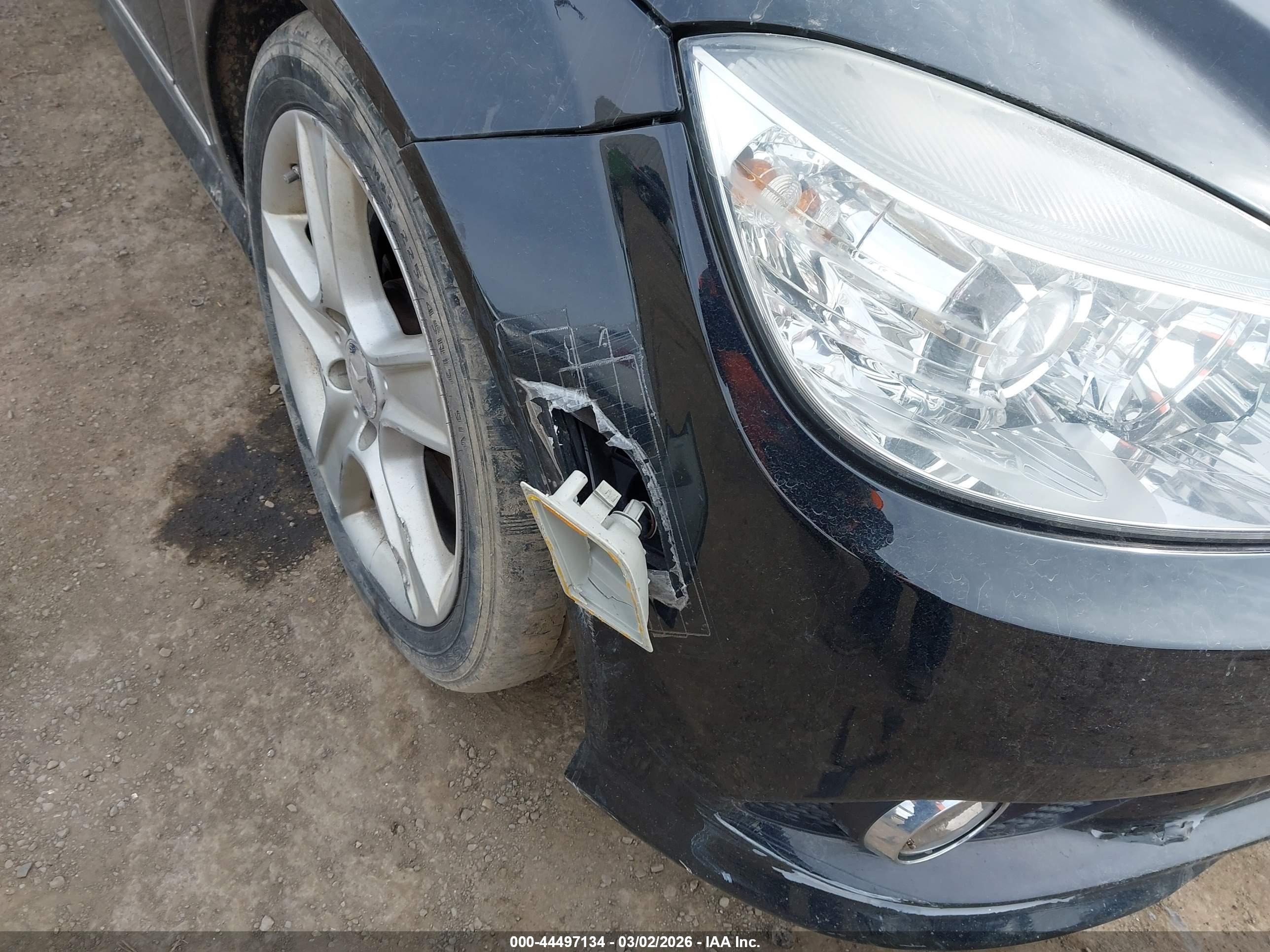 MERCEDES-BENZ C-CLASS image 6