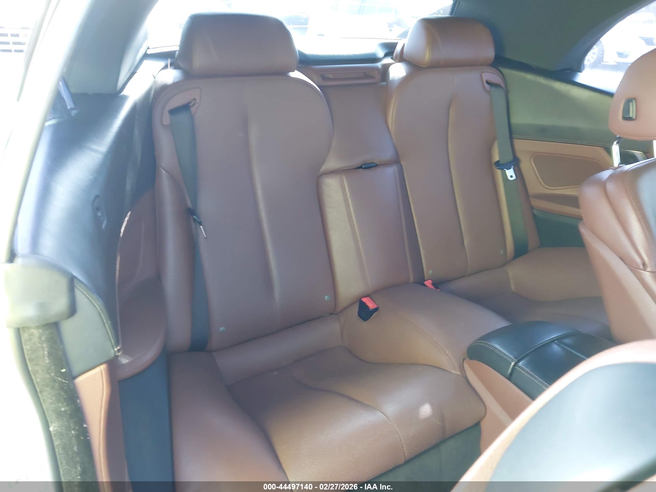 BMW 640I image 8