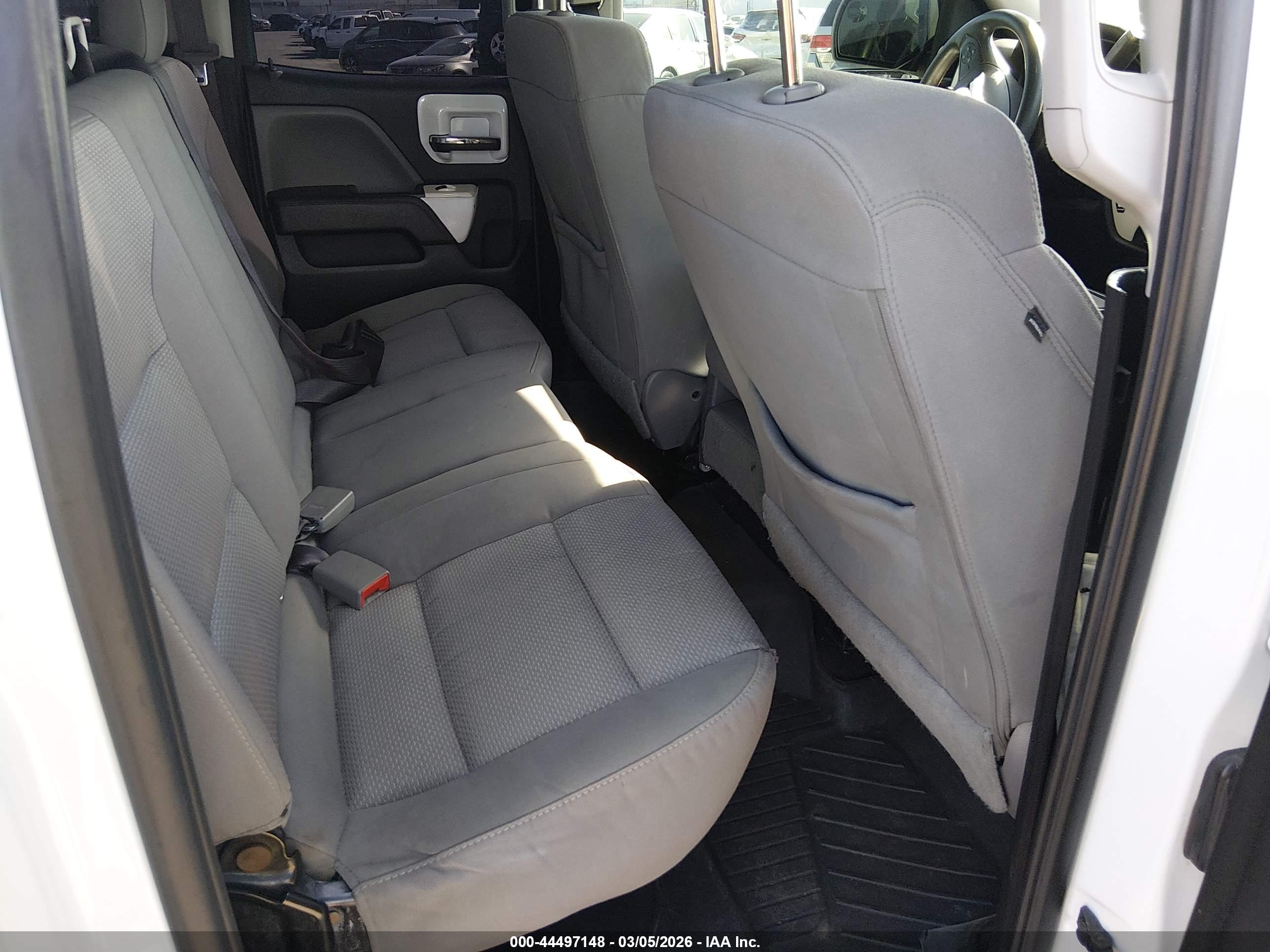 CHEVROLET SILVERADO image 8