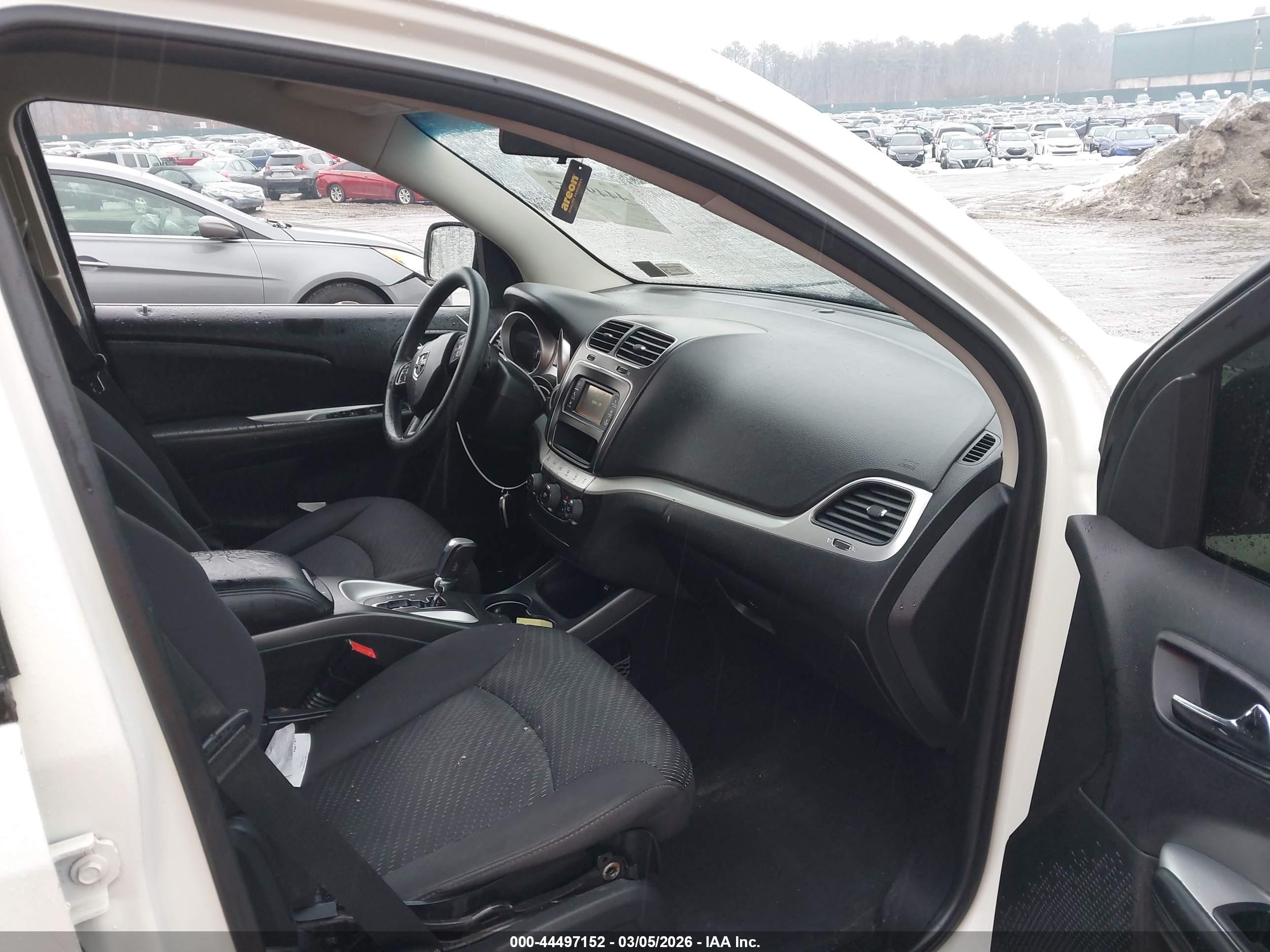 DODGE JOURNEY image 5