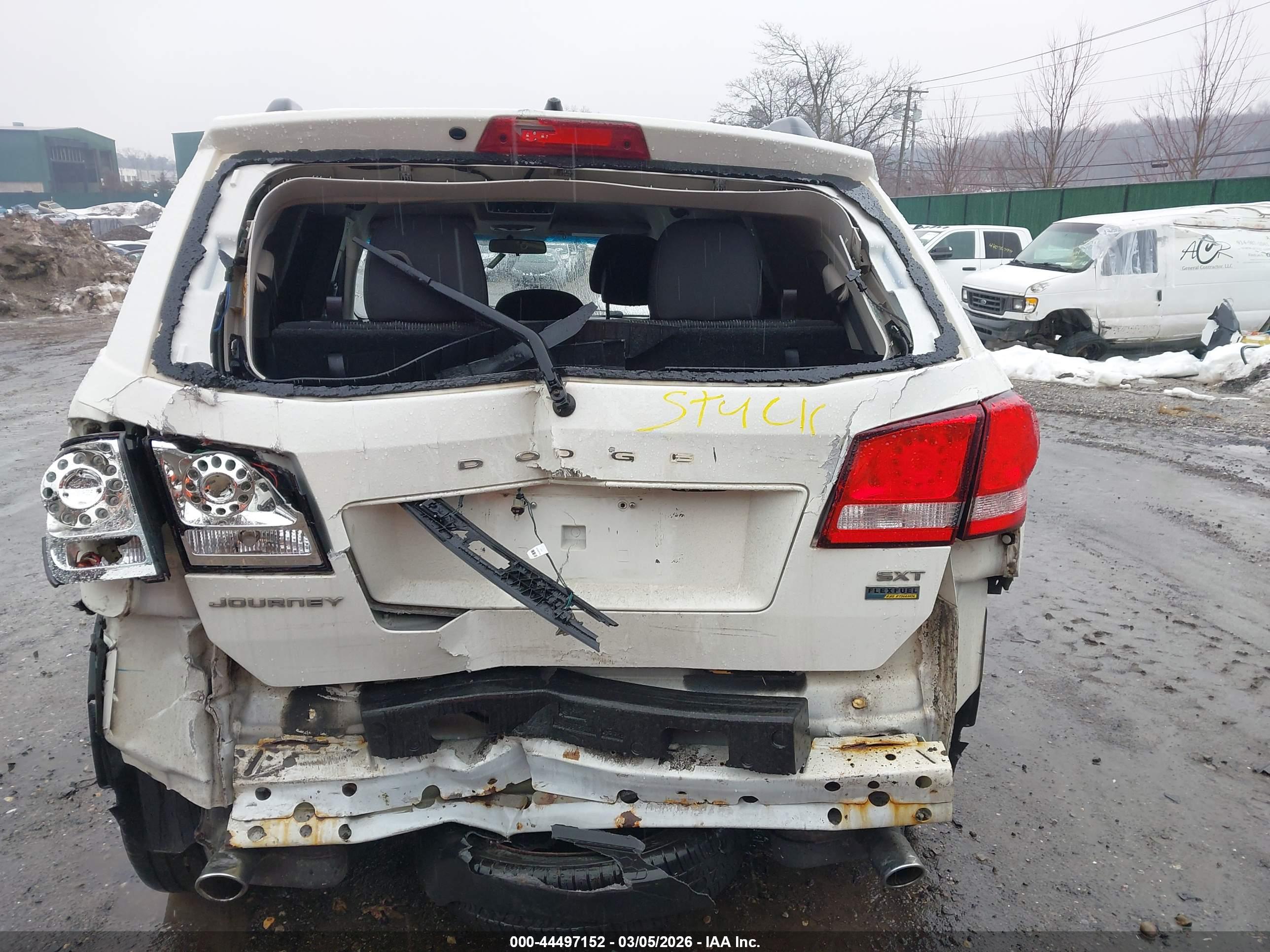 DODGE JOURNEY image 6