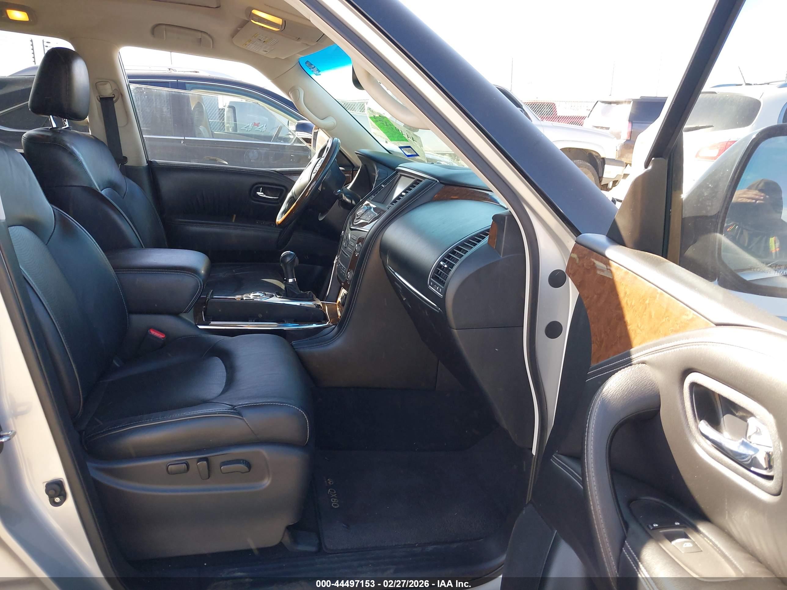 INFINITI QX80 image 5