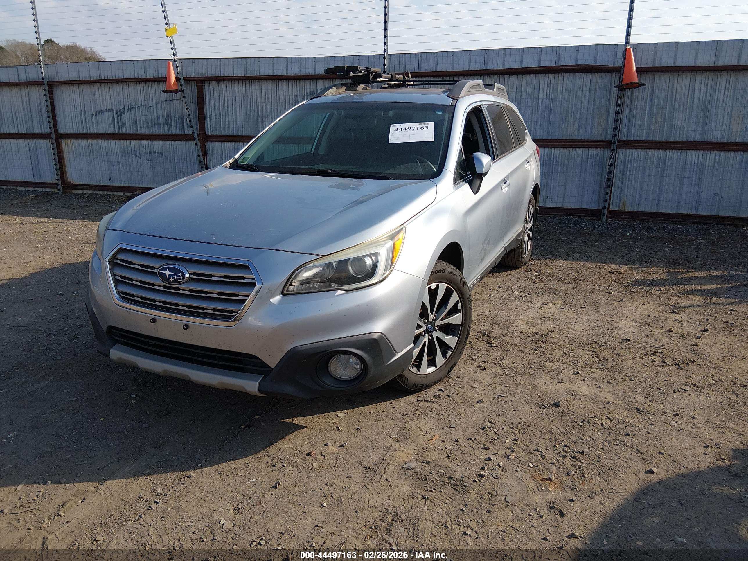 SUBARU OUTBACK image 2