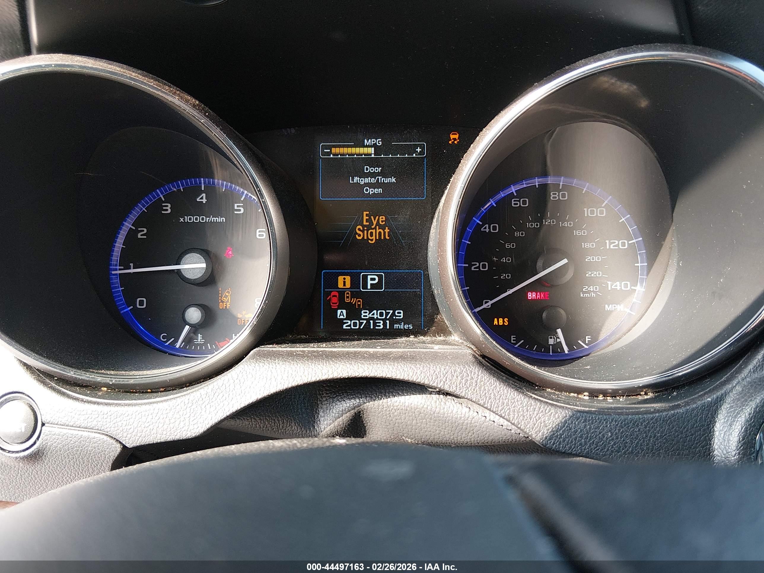 SUBARU OUTBACK image 7