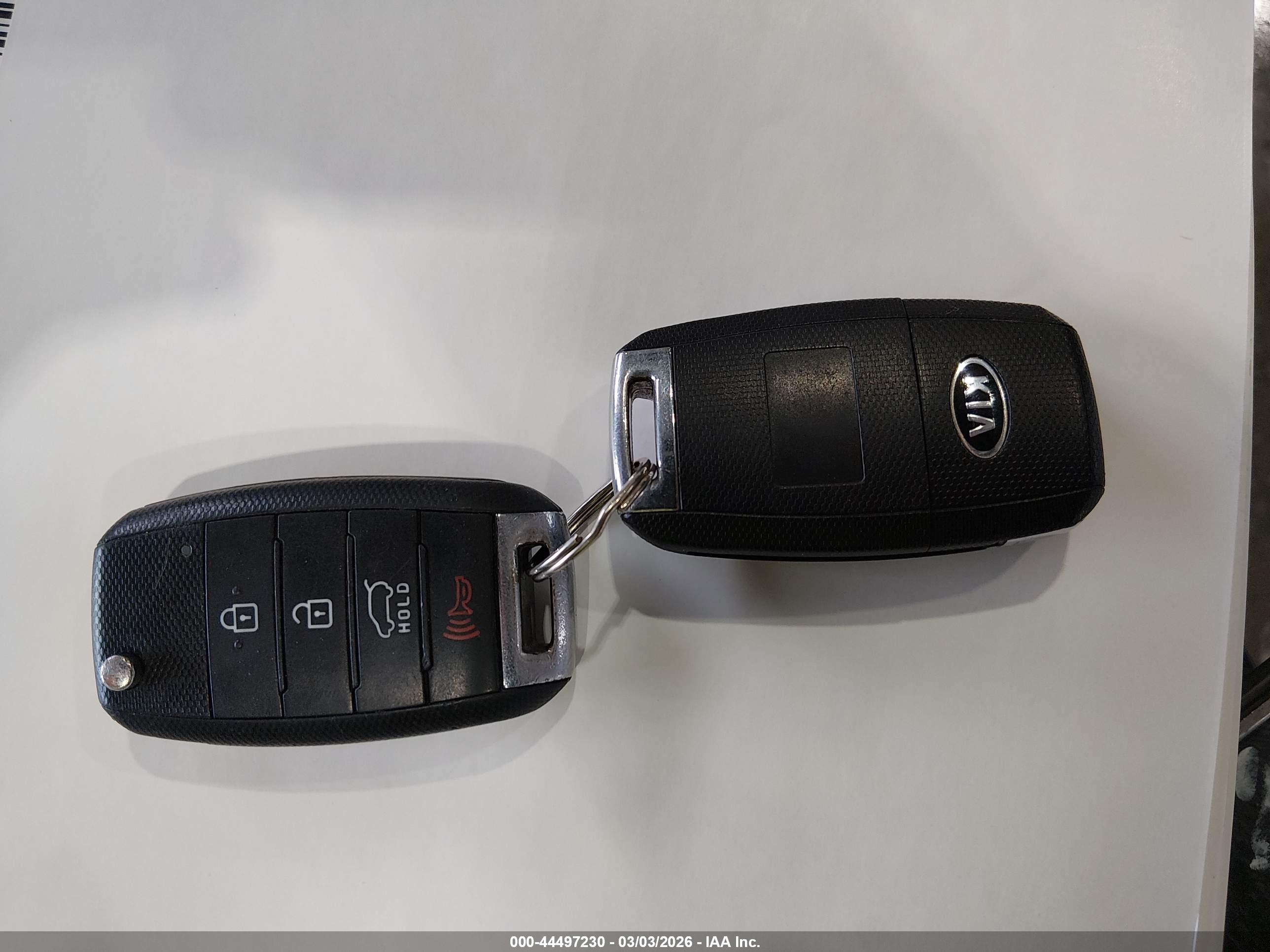 KIA SORENTO image 11