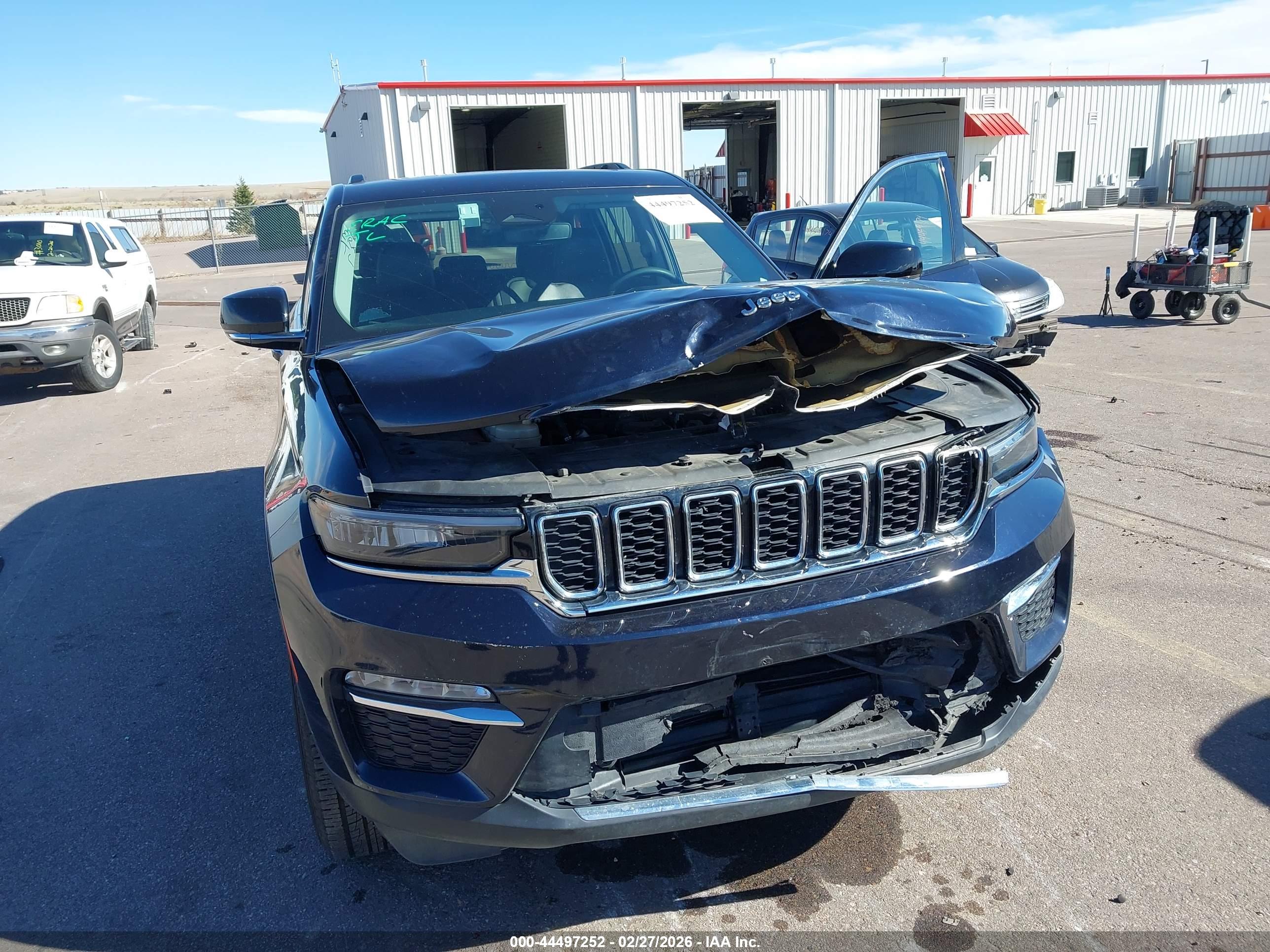JEEP GRAND image 6