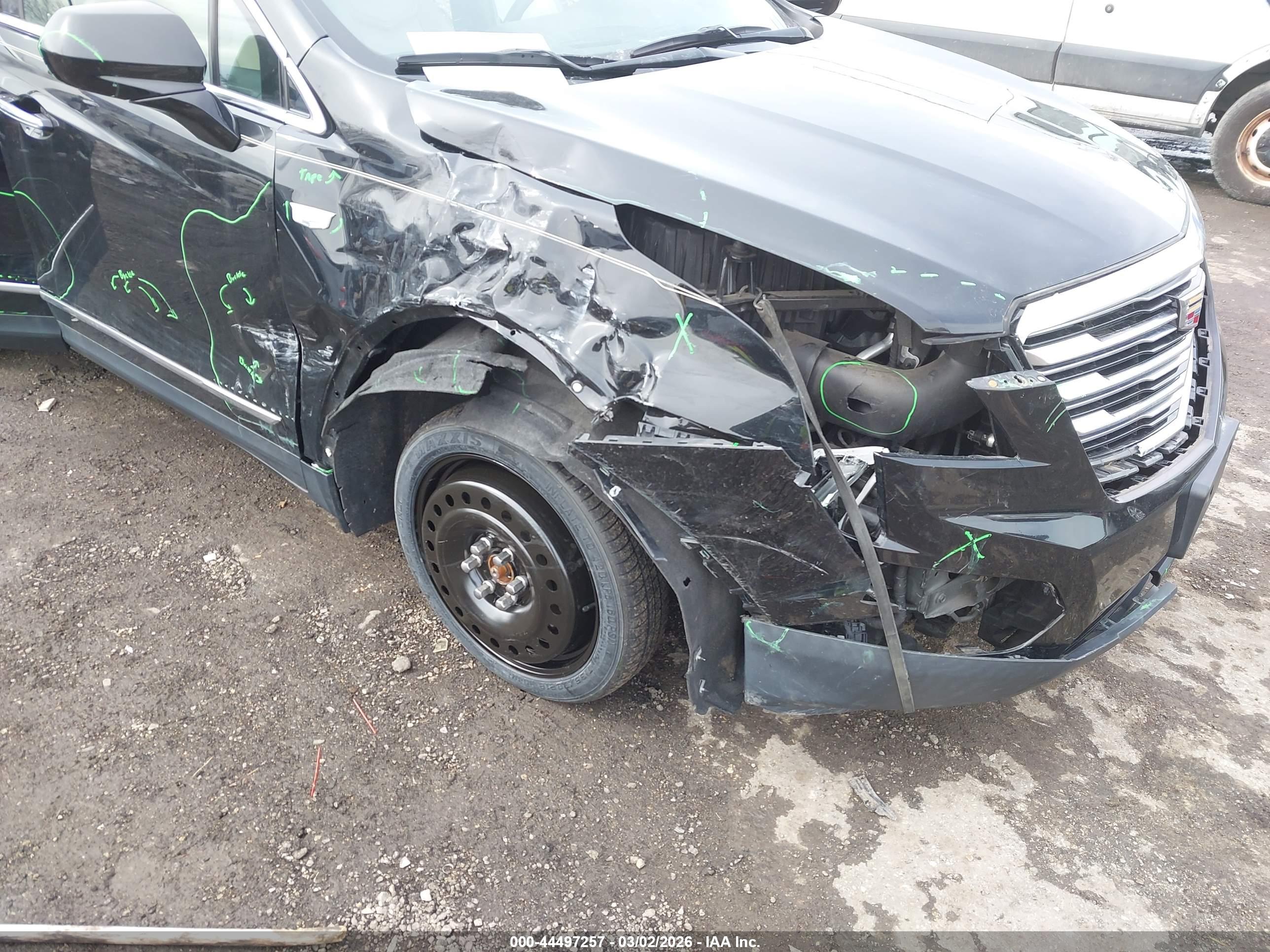 CADILLAC XT5 image 6