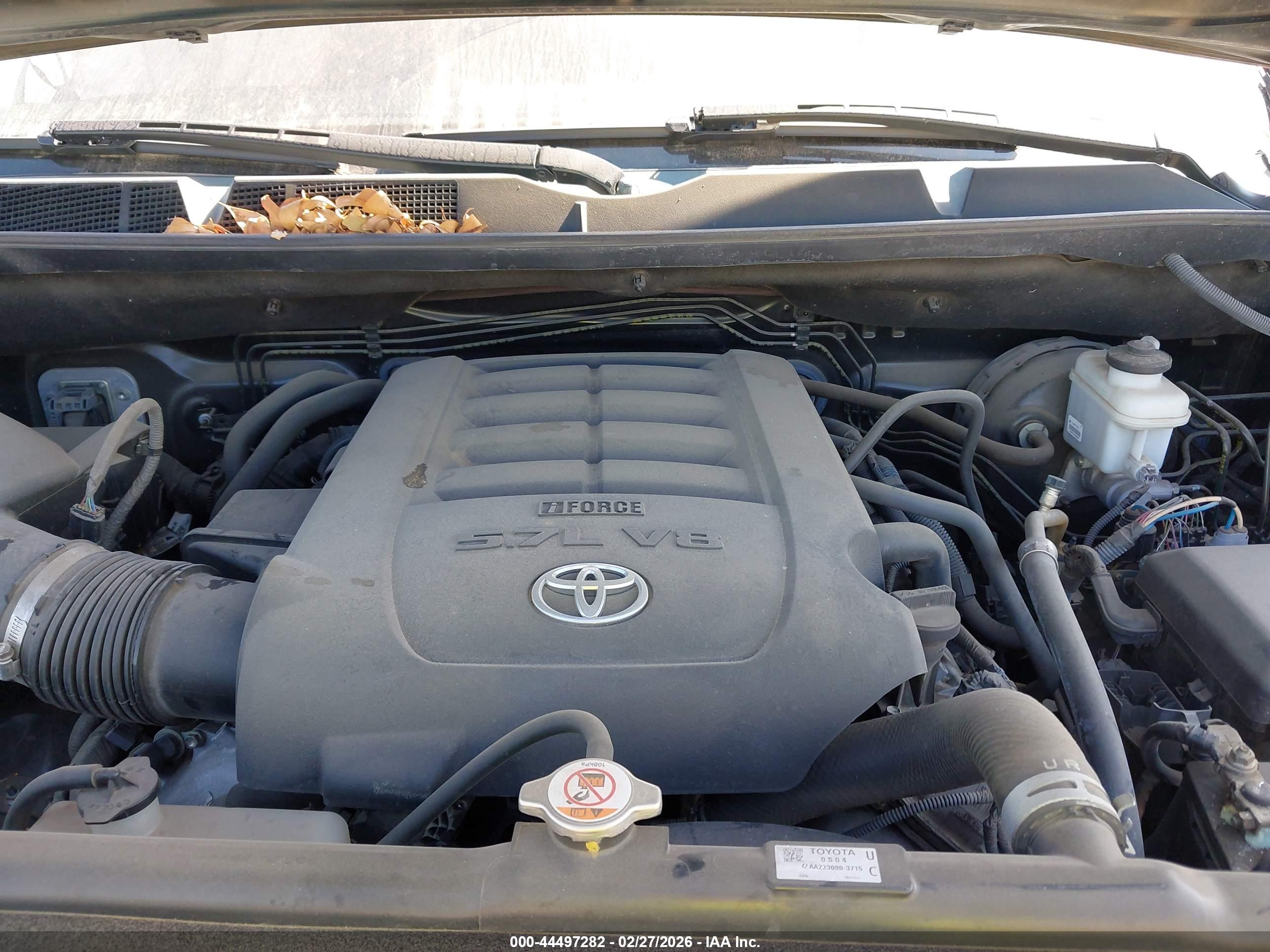 TOYOTA TUNDRA image 10