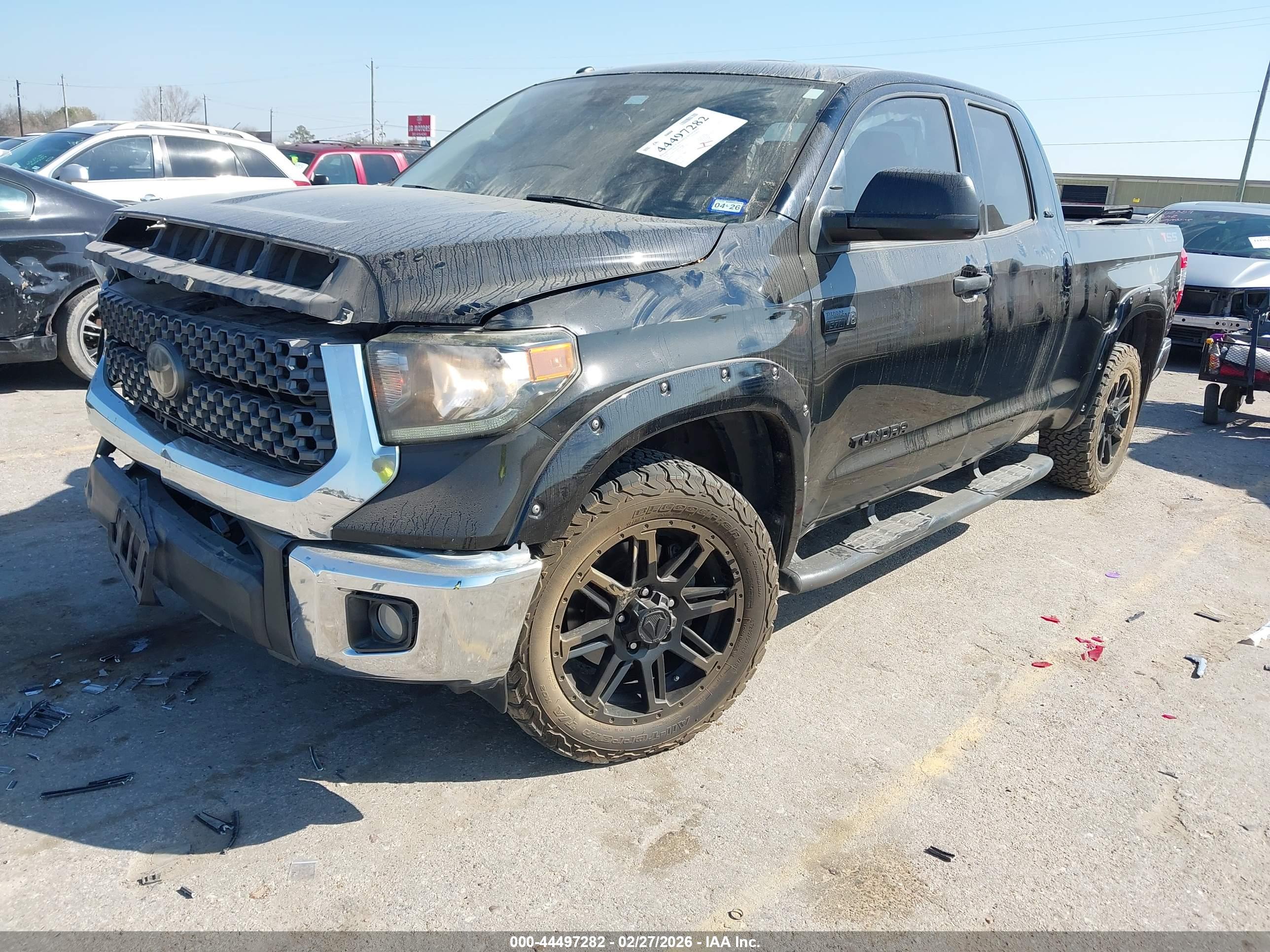 TOYOTA TUNDRA image 2