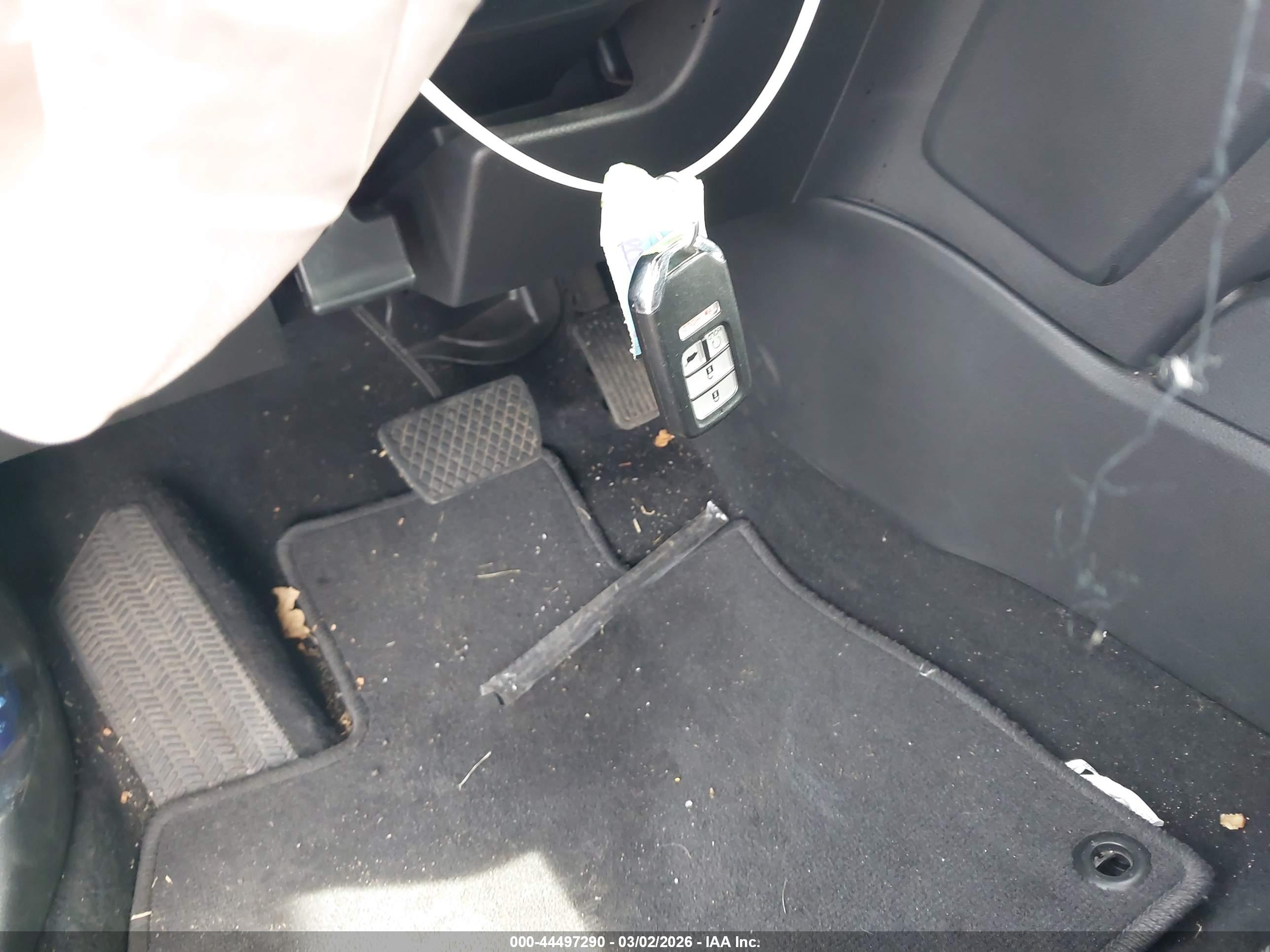 HONDA CR-V image 11