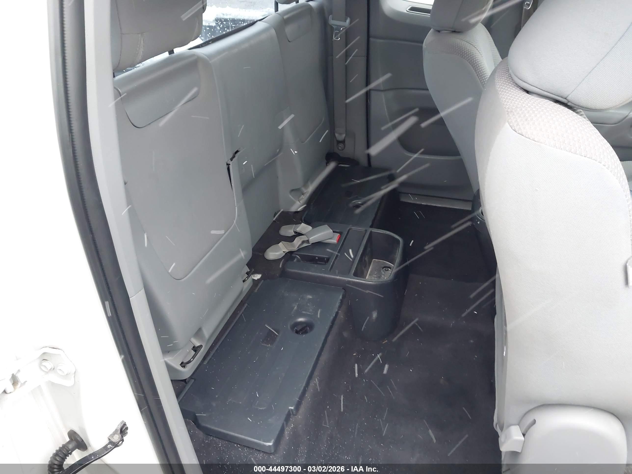 TOYOTA TACOMA image 8