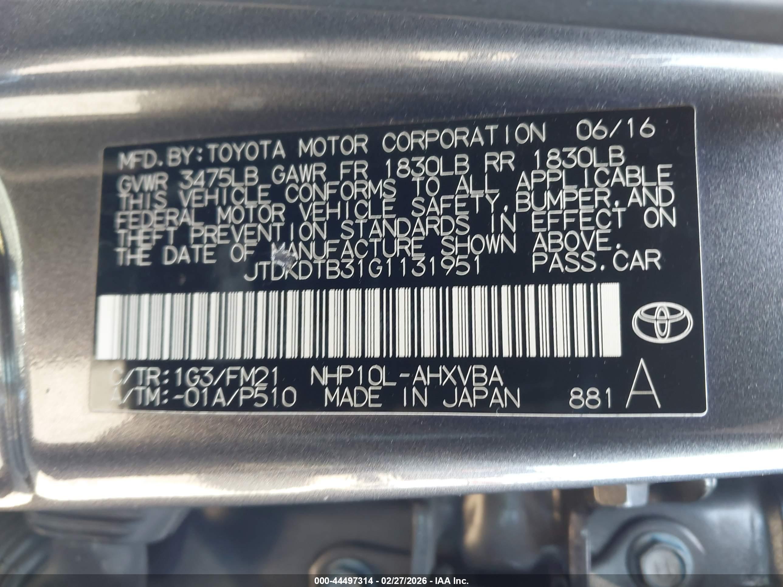 TOYOTA PRIUS image 9