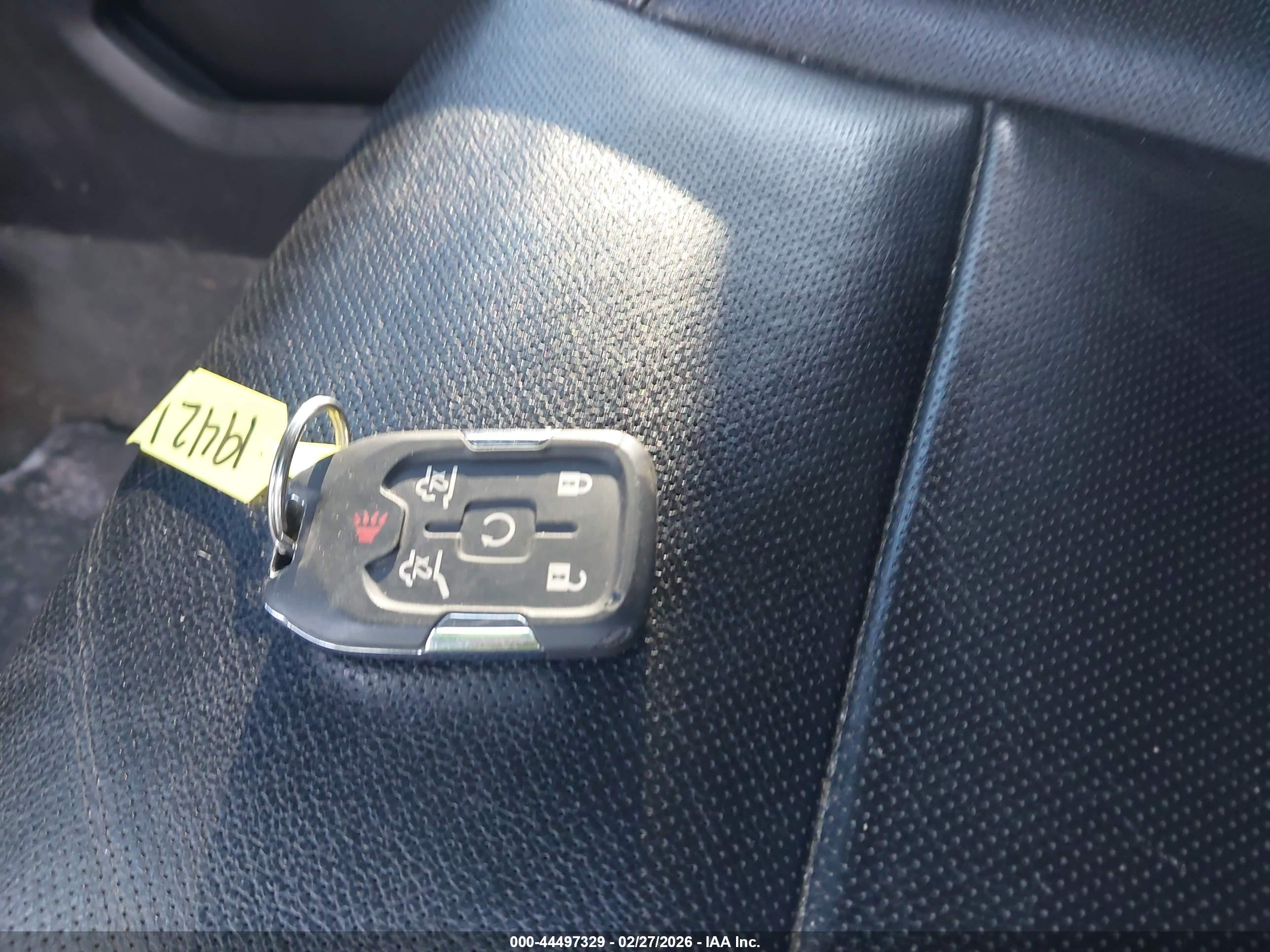 GMC YUKON image 11