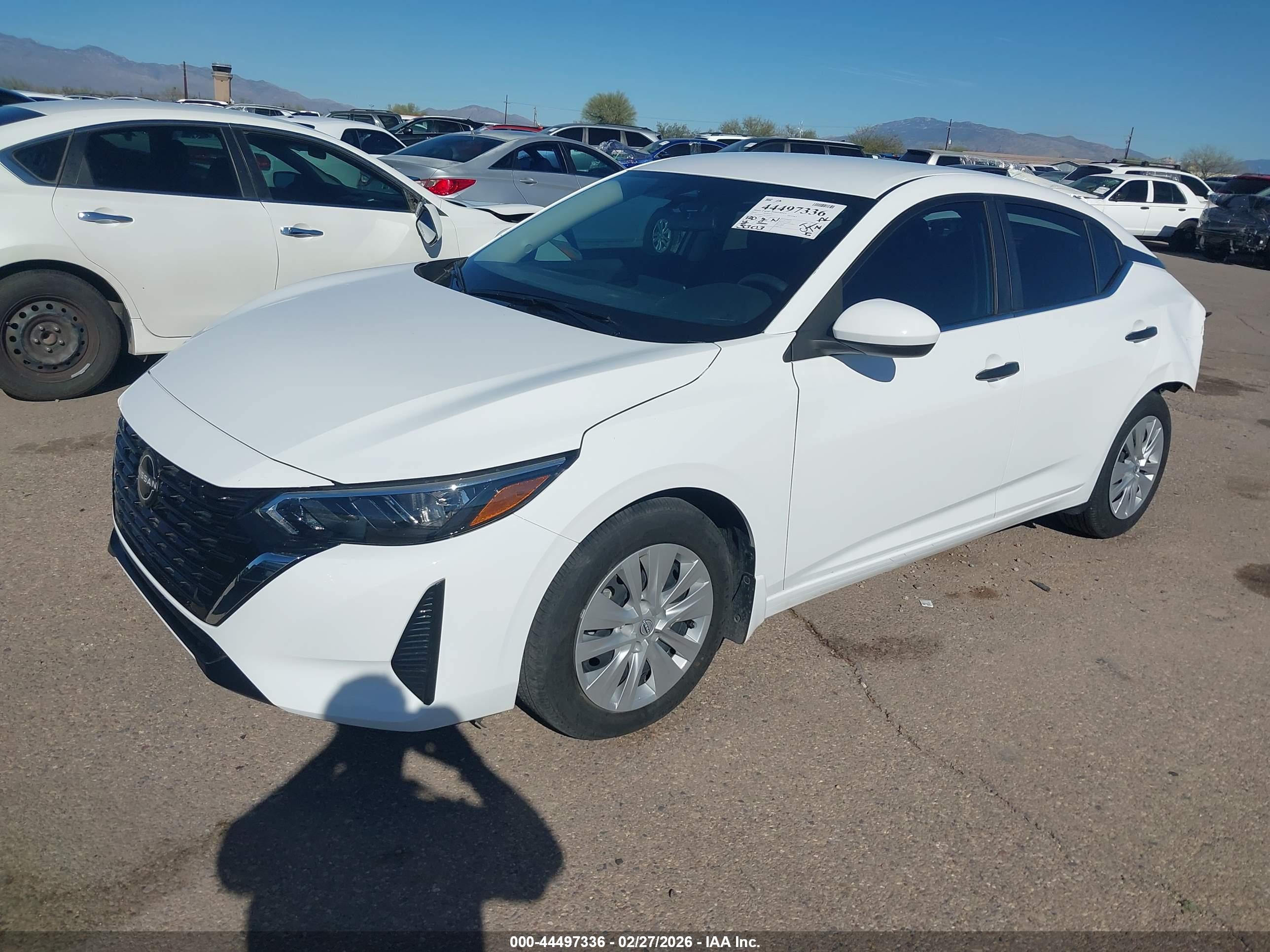 NISSAN SENTRA image 2