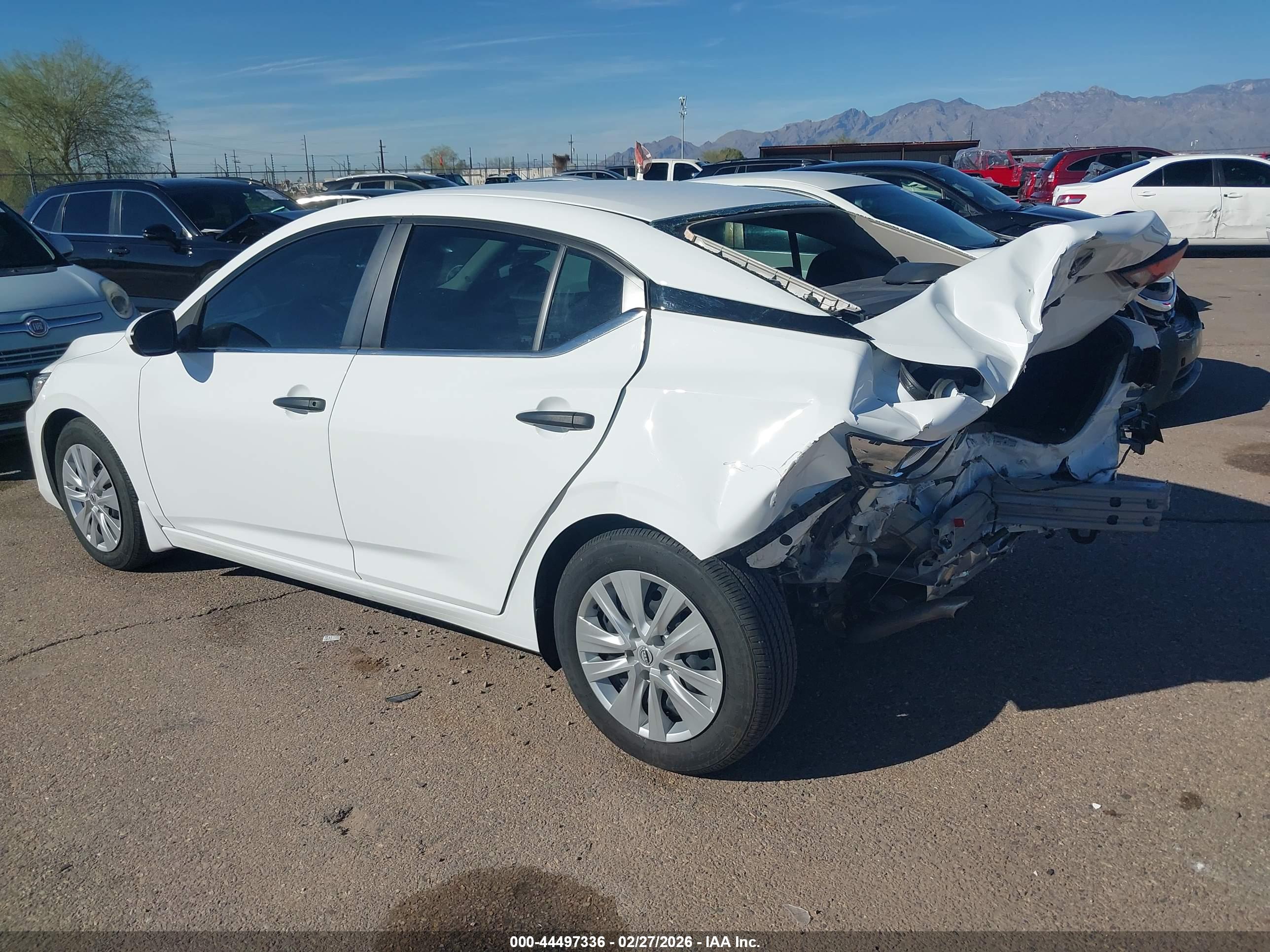 NISSAN SENTRA image 3