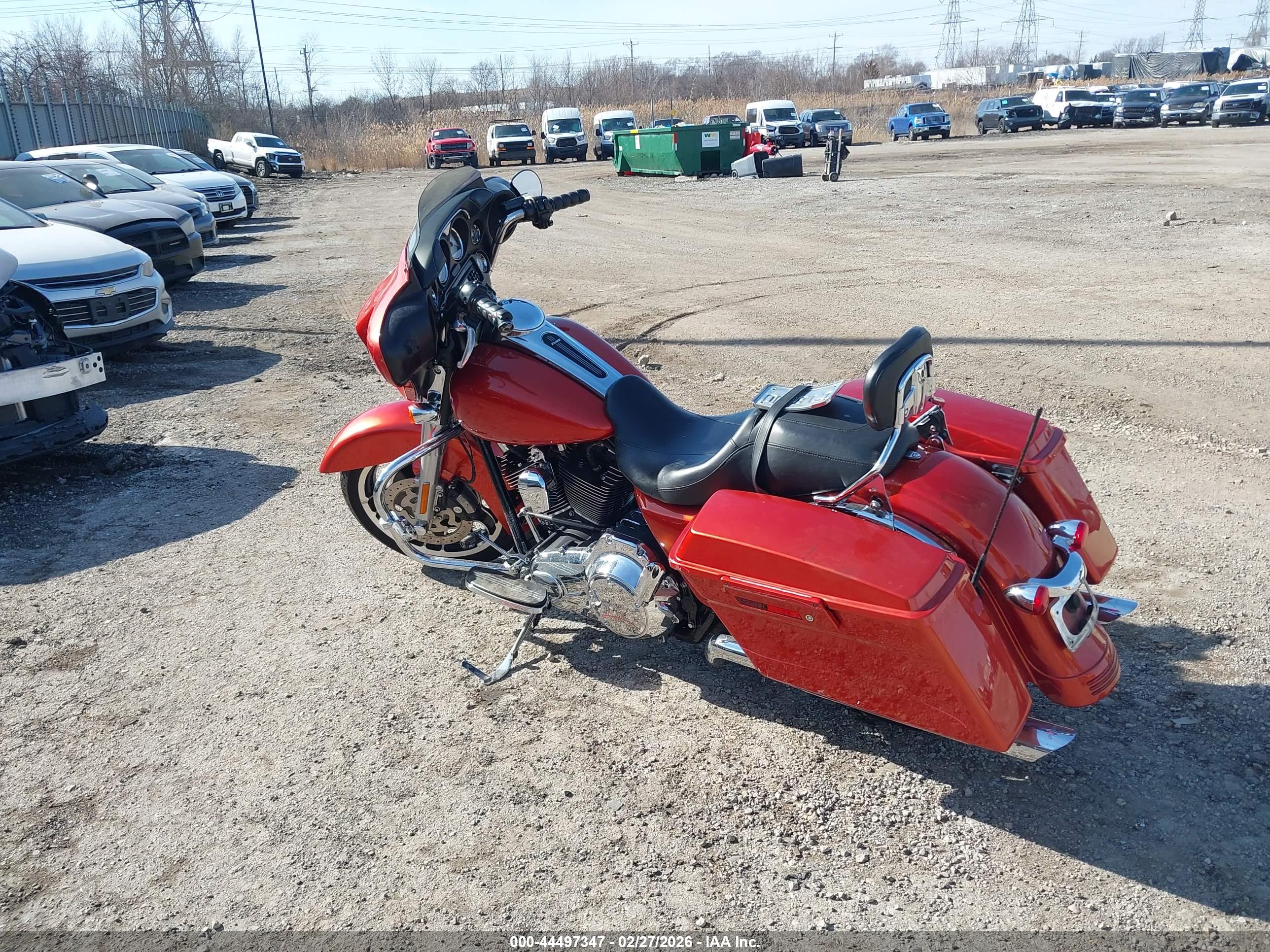 HARLEY-DAVIDSON FLHX image 3