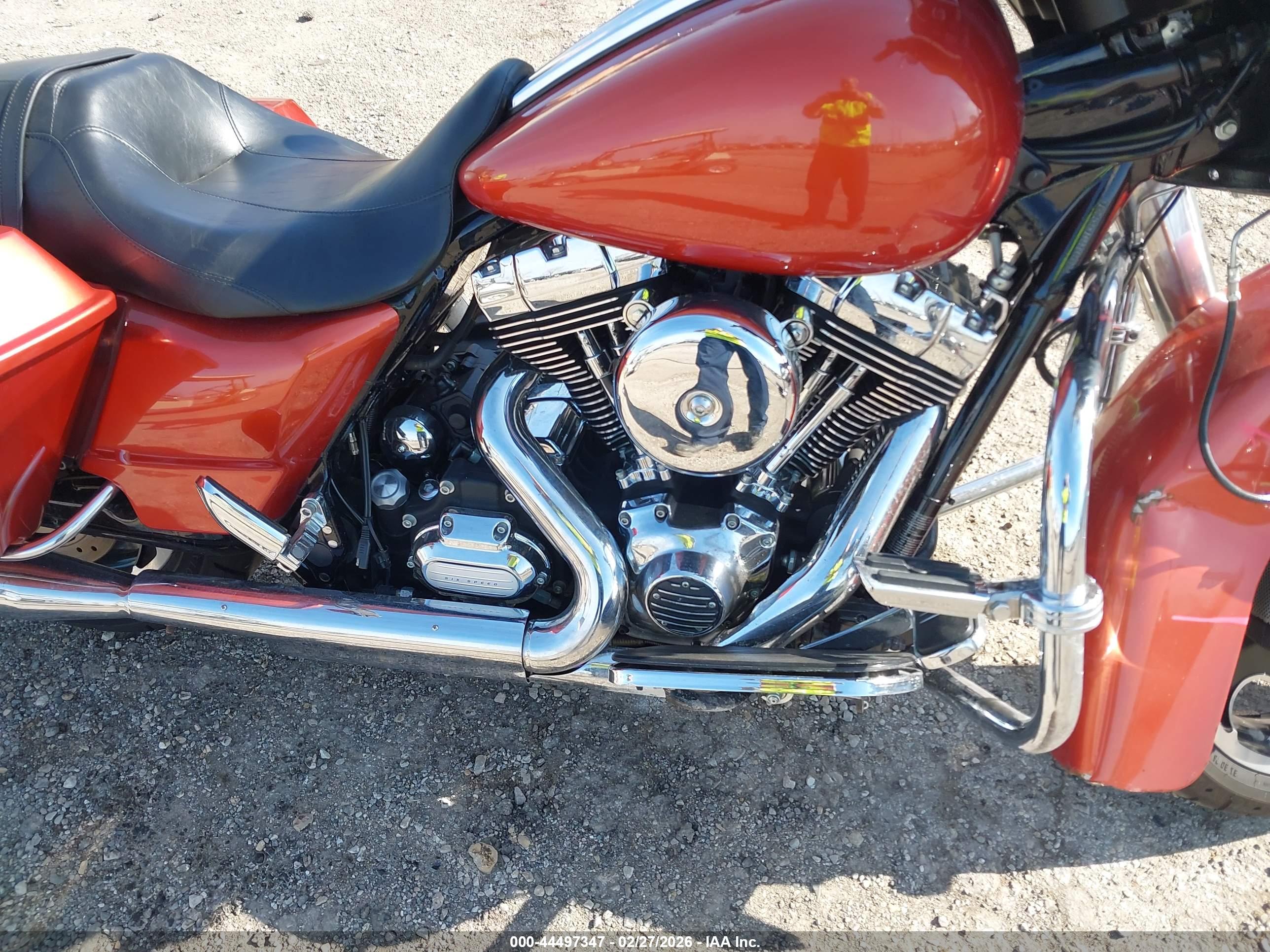 HARLEY-DAVIDSON FLHX image 8