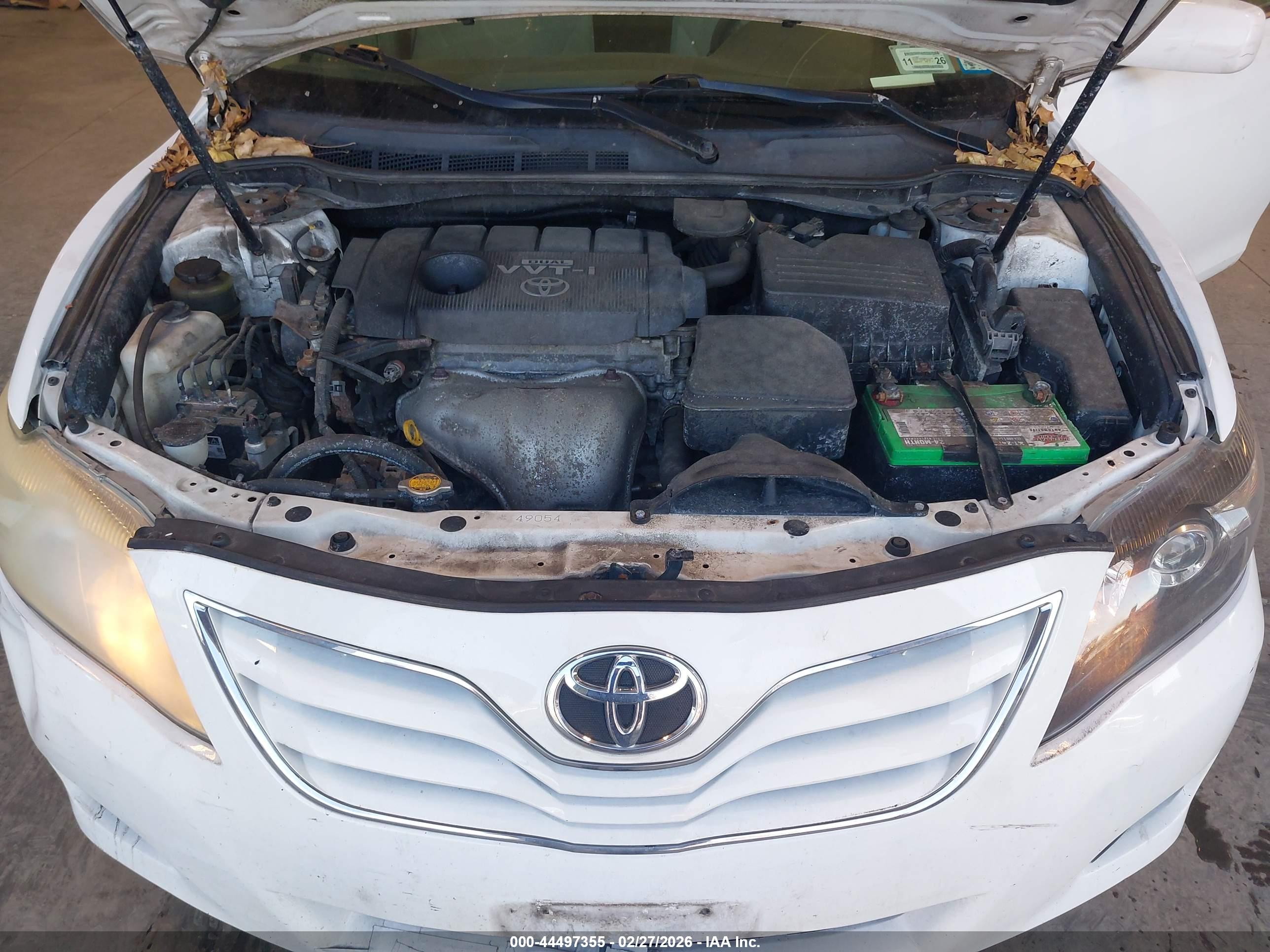TOYOTA CAMRY image 10