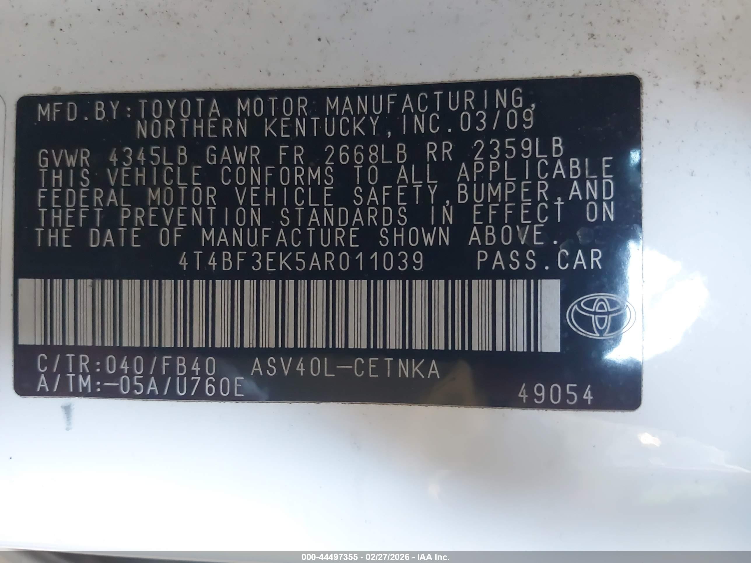 TOYOTA CAMRY image 9