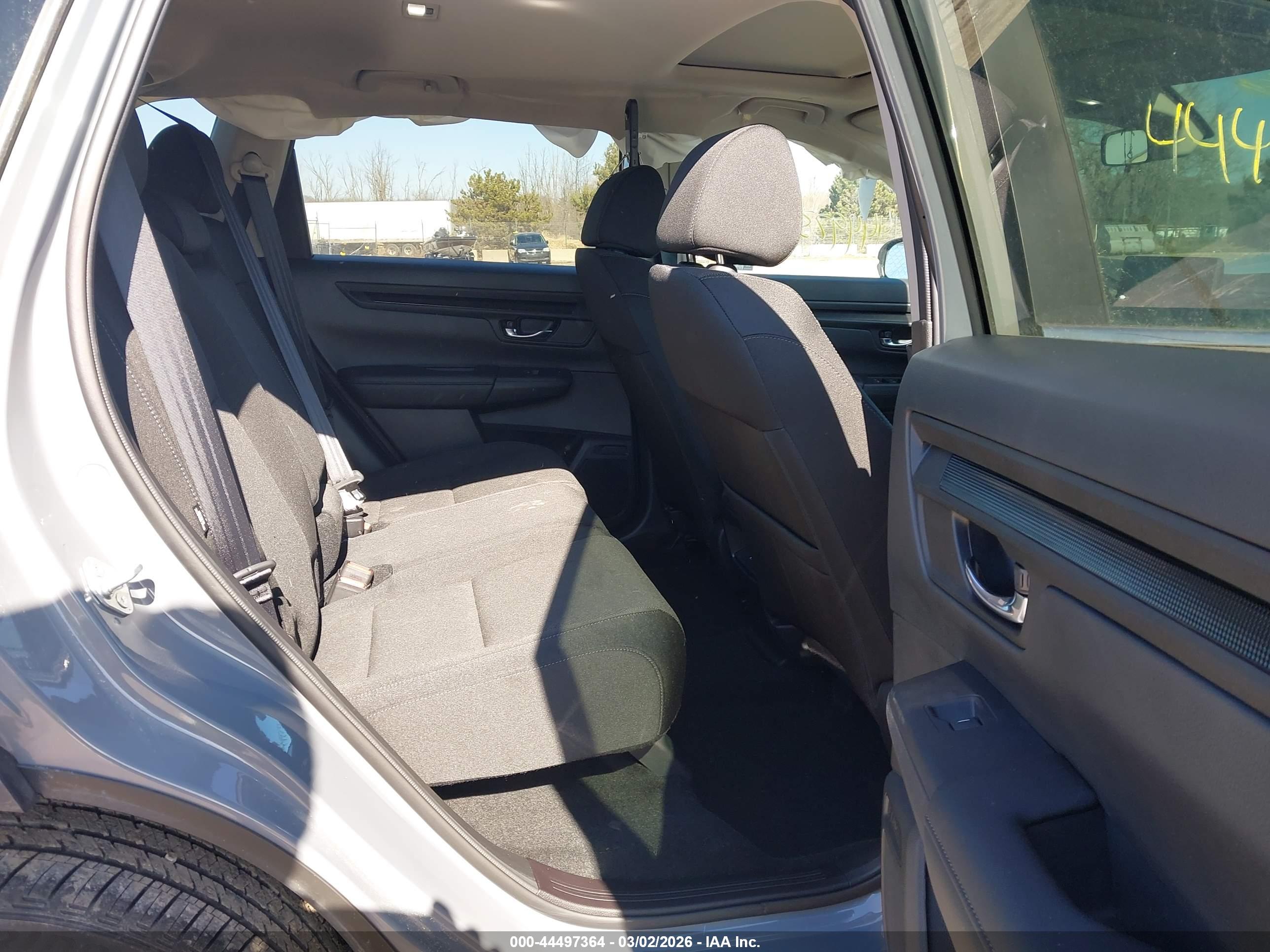 HONDA CR-V image 8