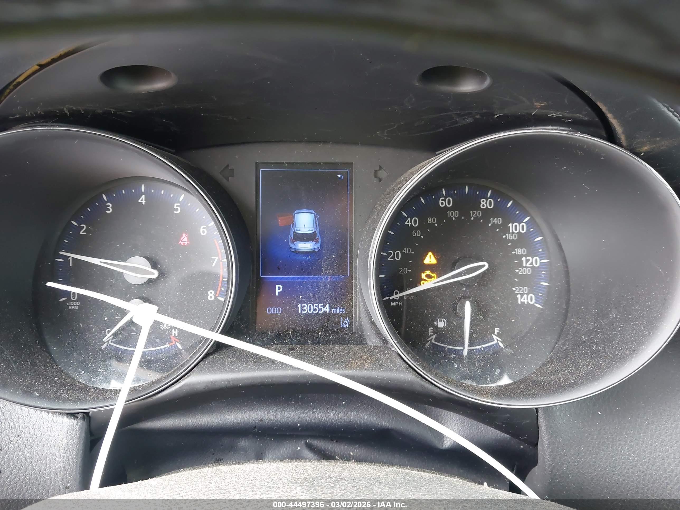 TOYOTA C-HR image 7