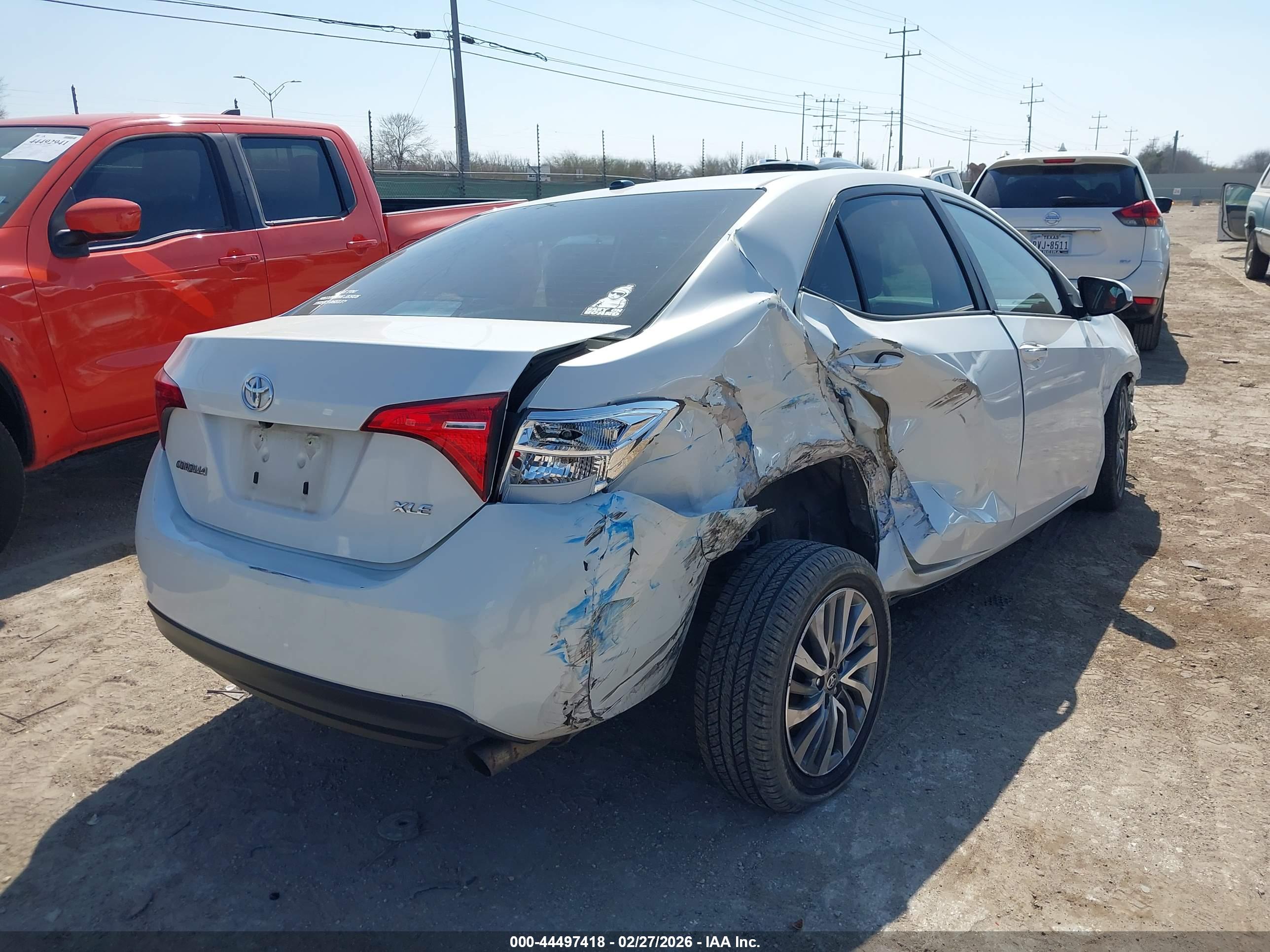 TOYOTA COROLLA image 4