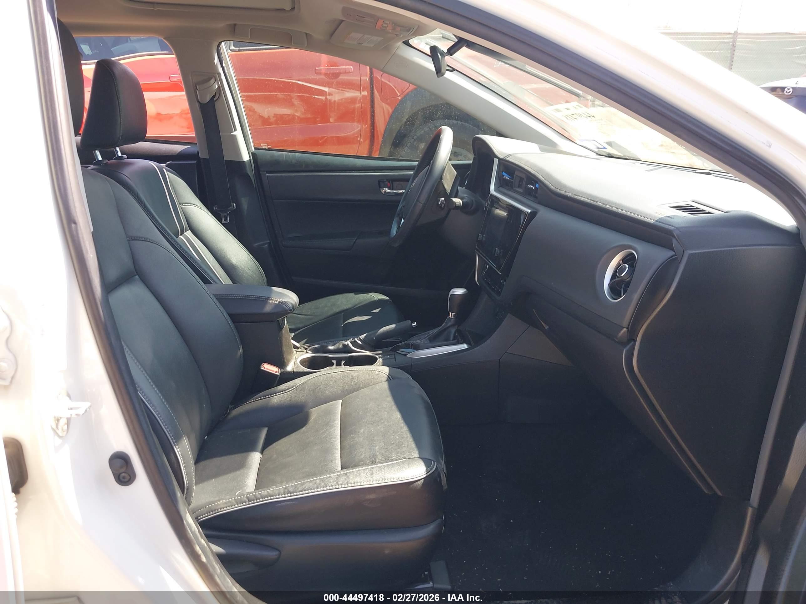 TOYOTA COROLLA image 5