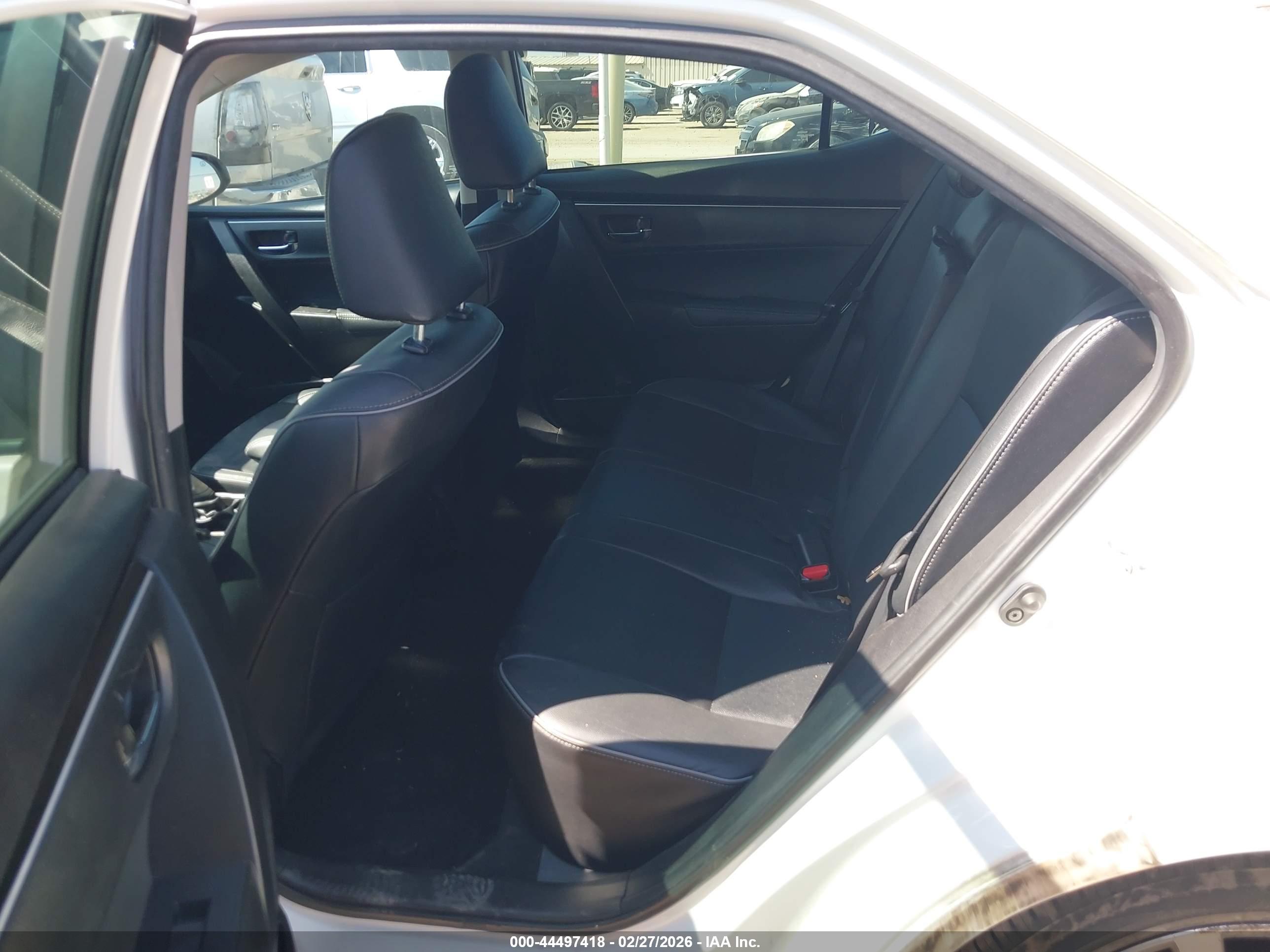 TOYOTA COROLLA image 8