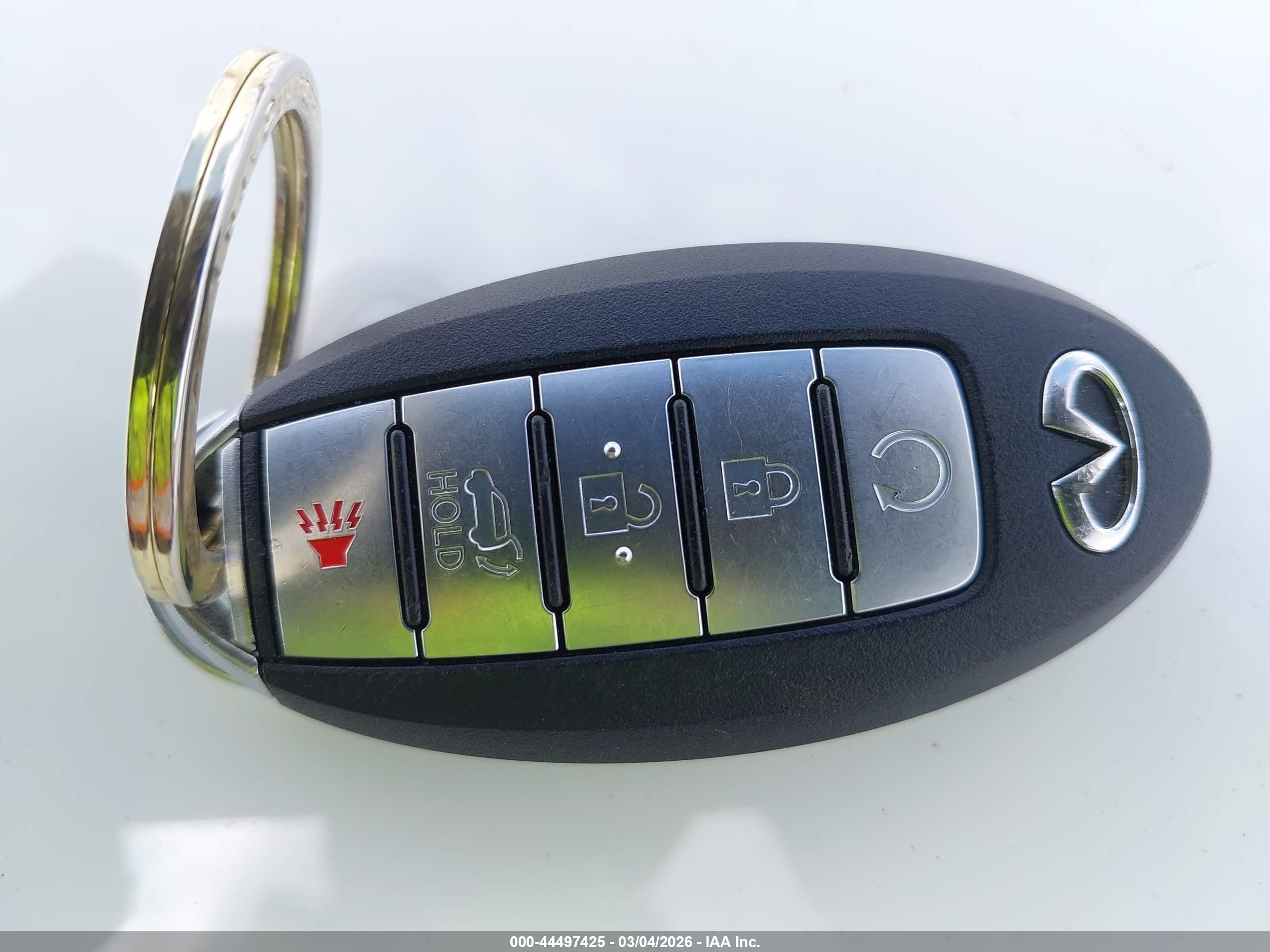 INFINITI QX80 image 11