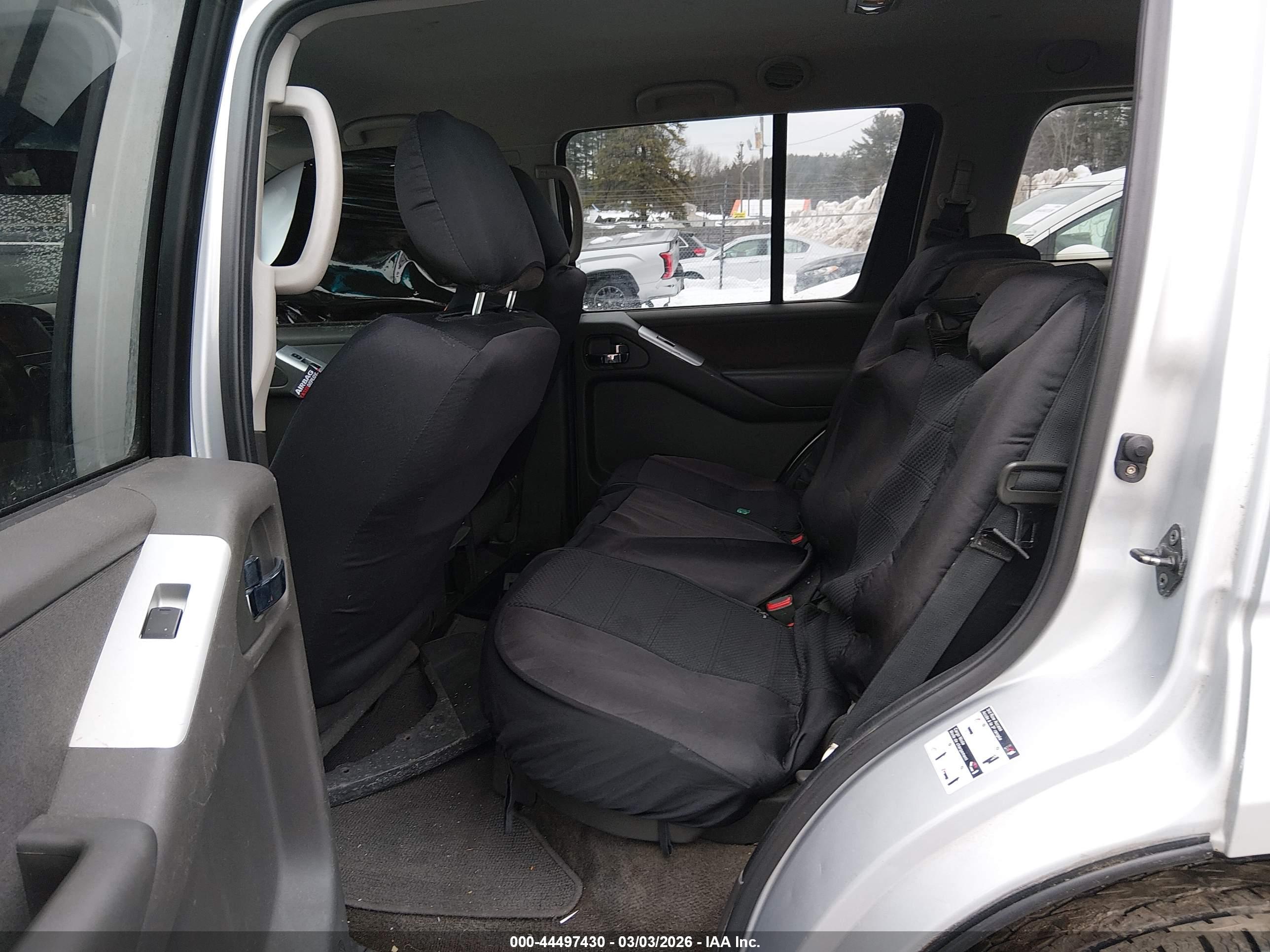 NISSAN PATHFINDER image 8