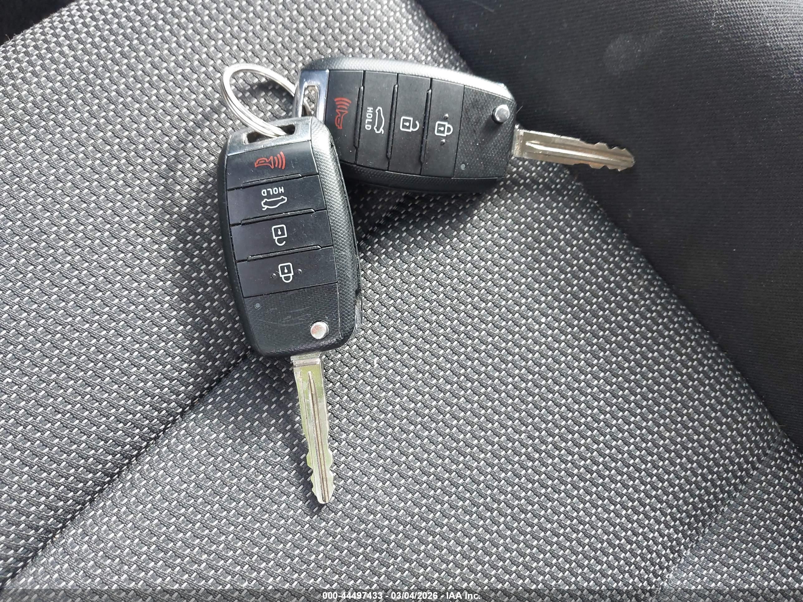 KIA FORTE image 11