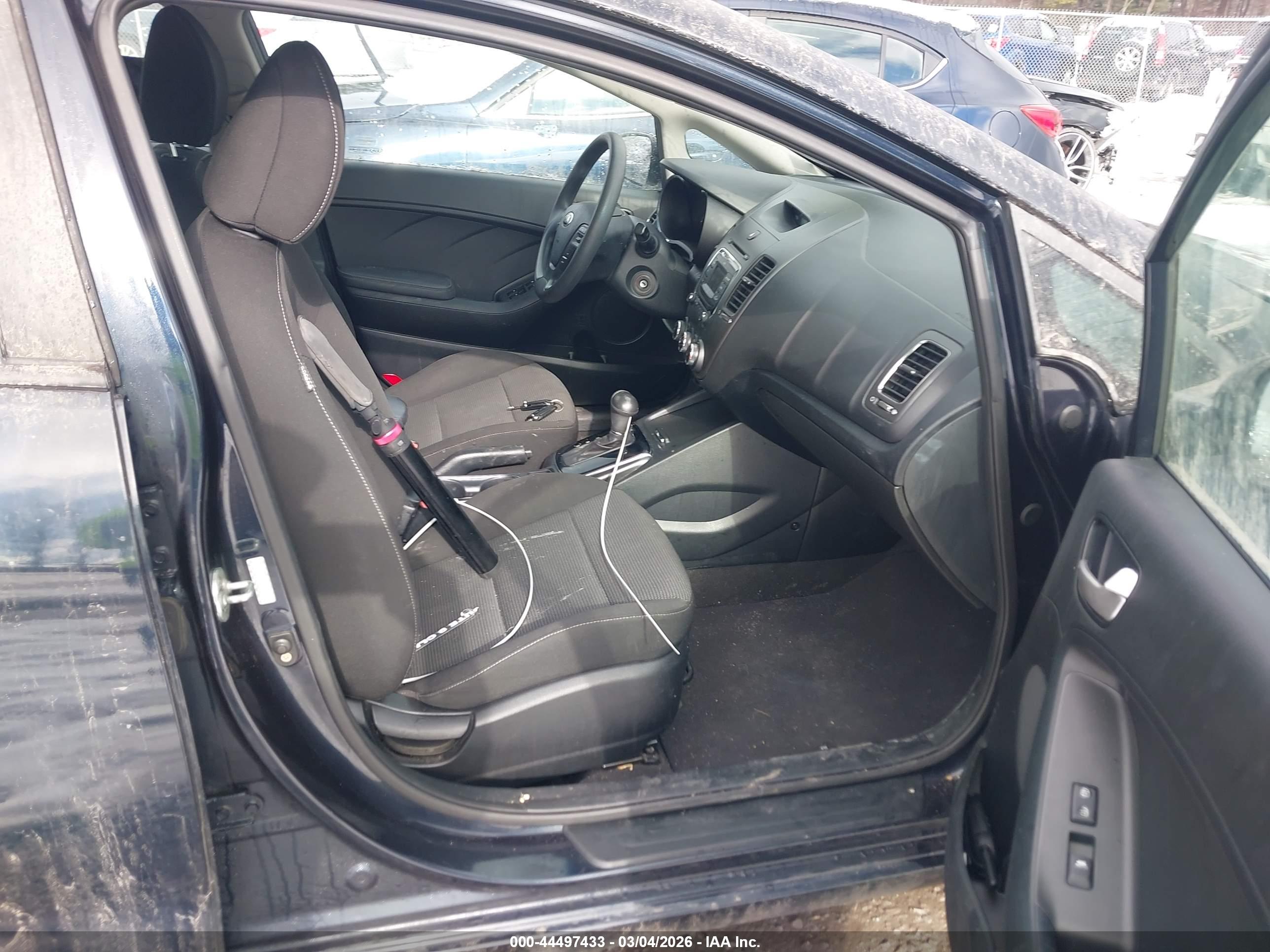 KIA FORTE image 5