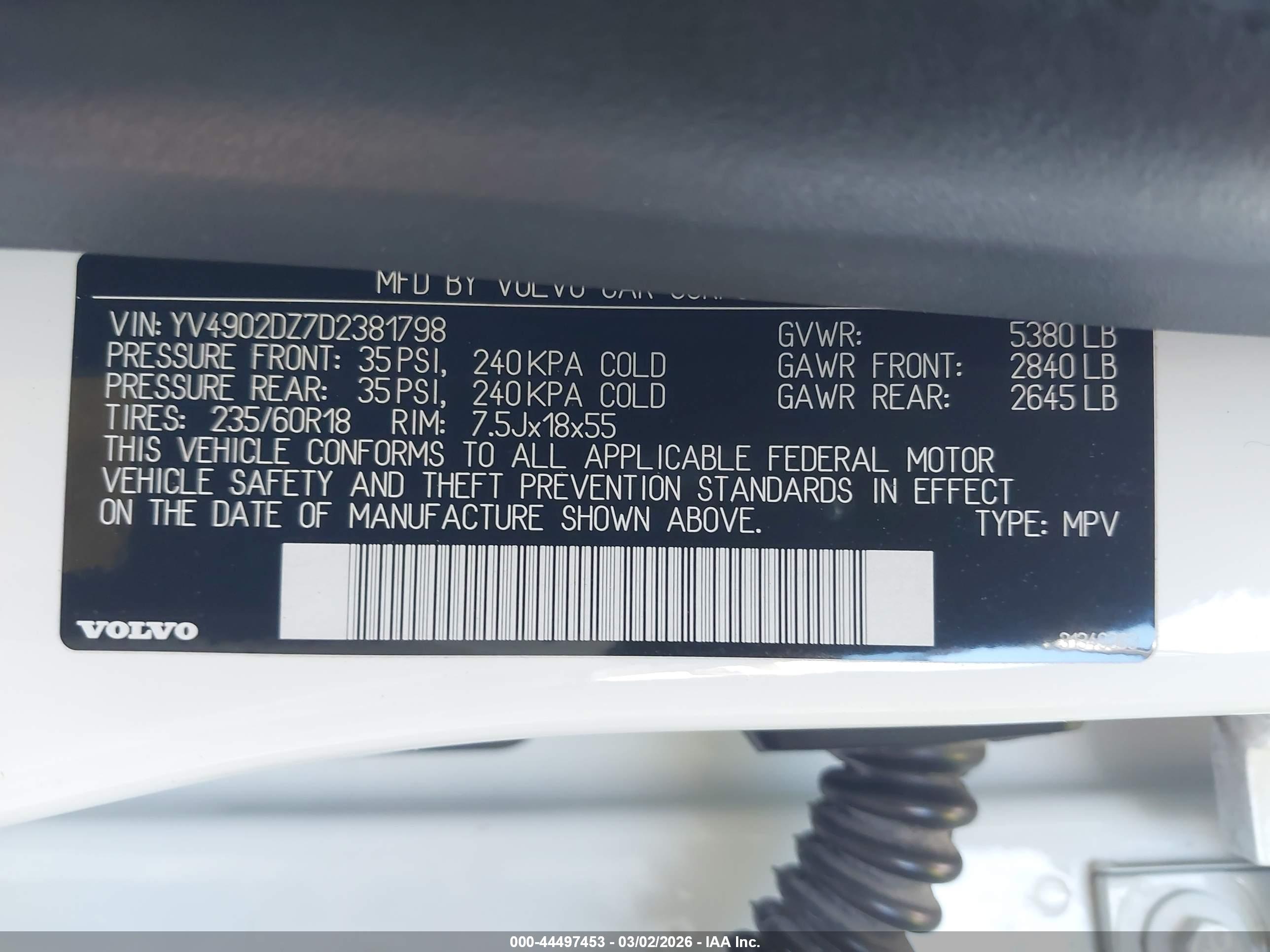 VOLVO XC60 image 9