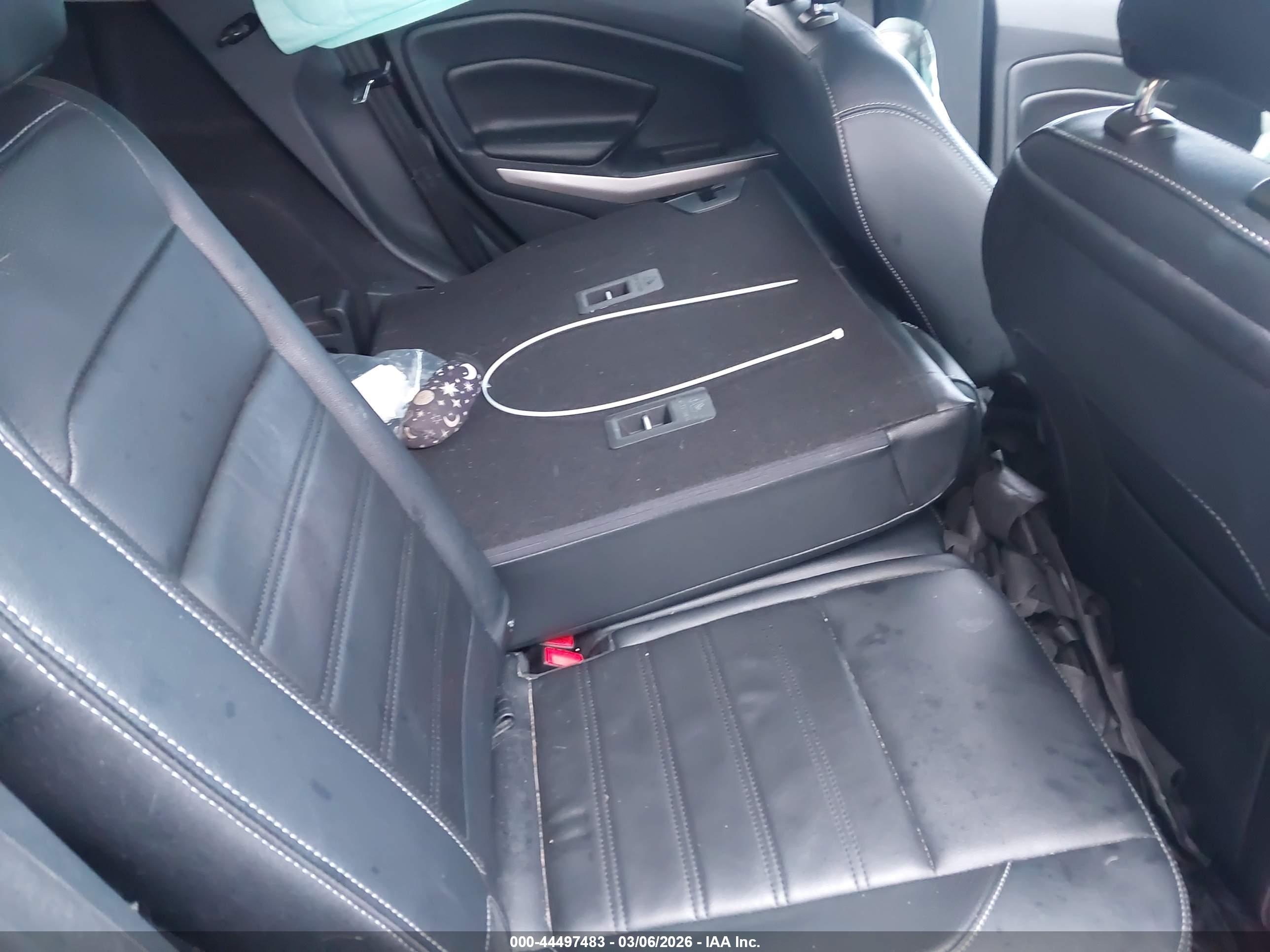 FORD ECOSPORT image 8